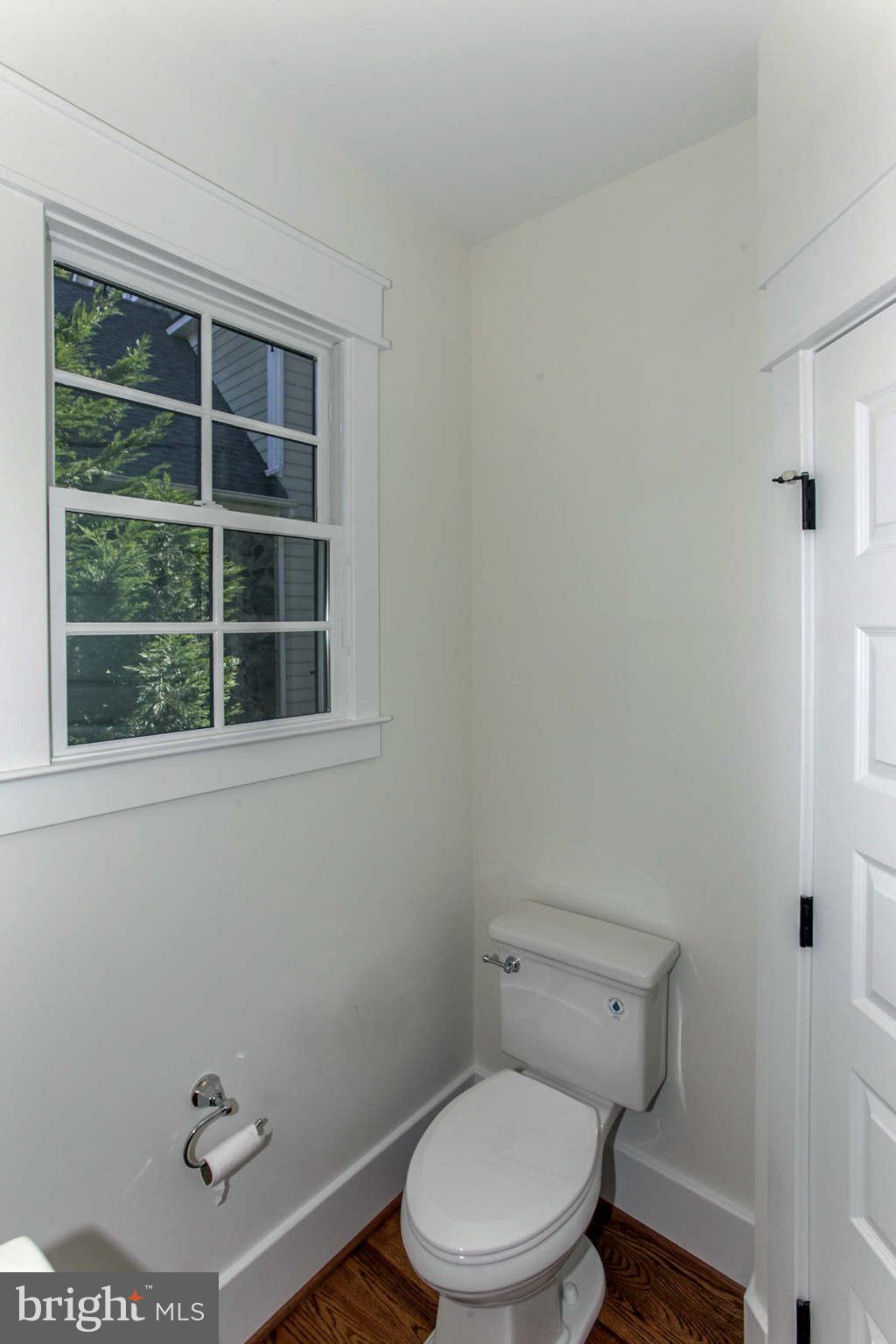 OVER LEE KNOLLS - Residential