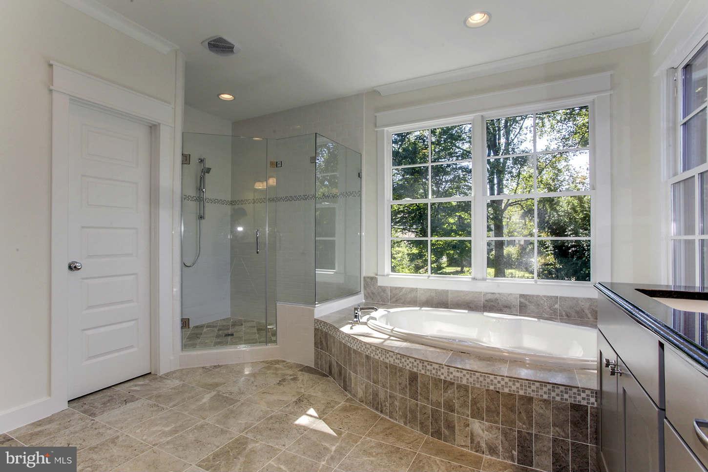 OVER LEE KNOLLS - Residential