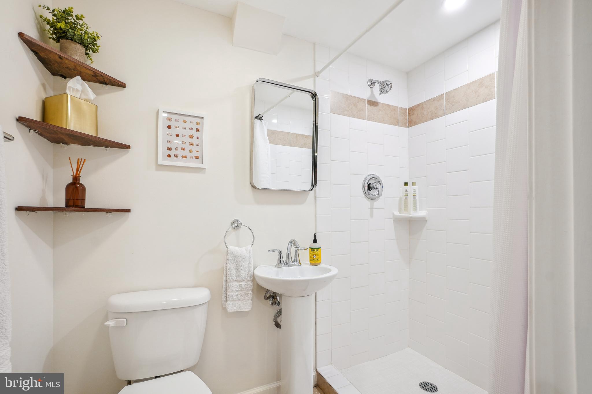 TAKOMA PARK - Residential