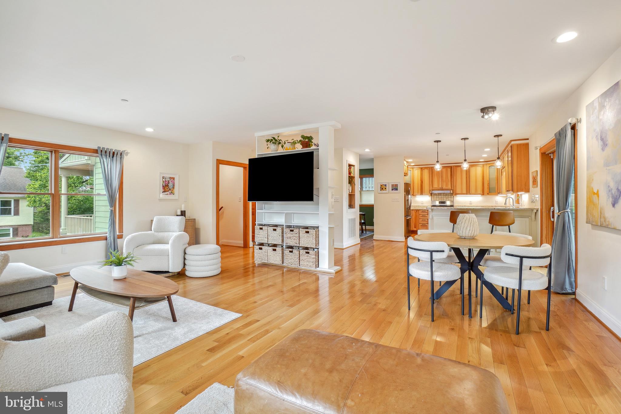 TAKOMA PARK - Residential