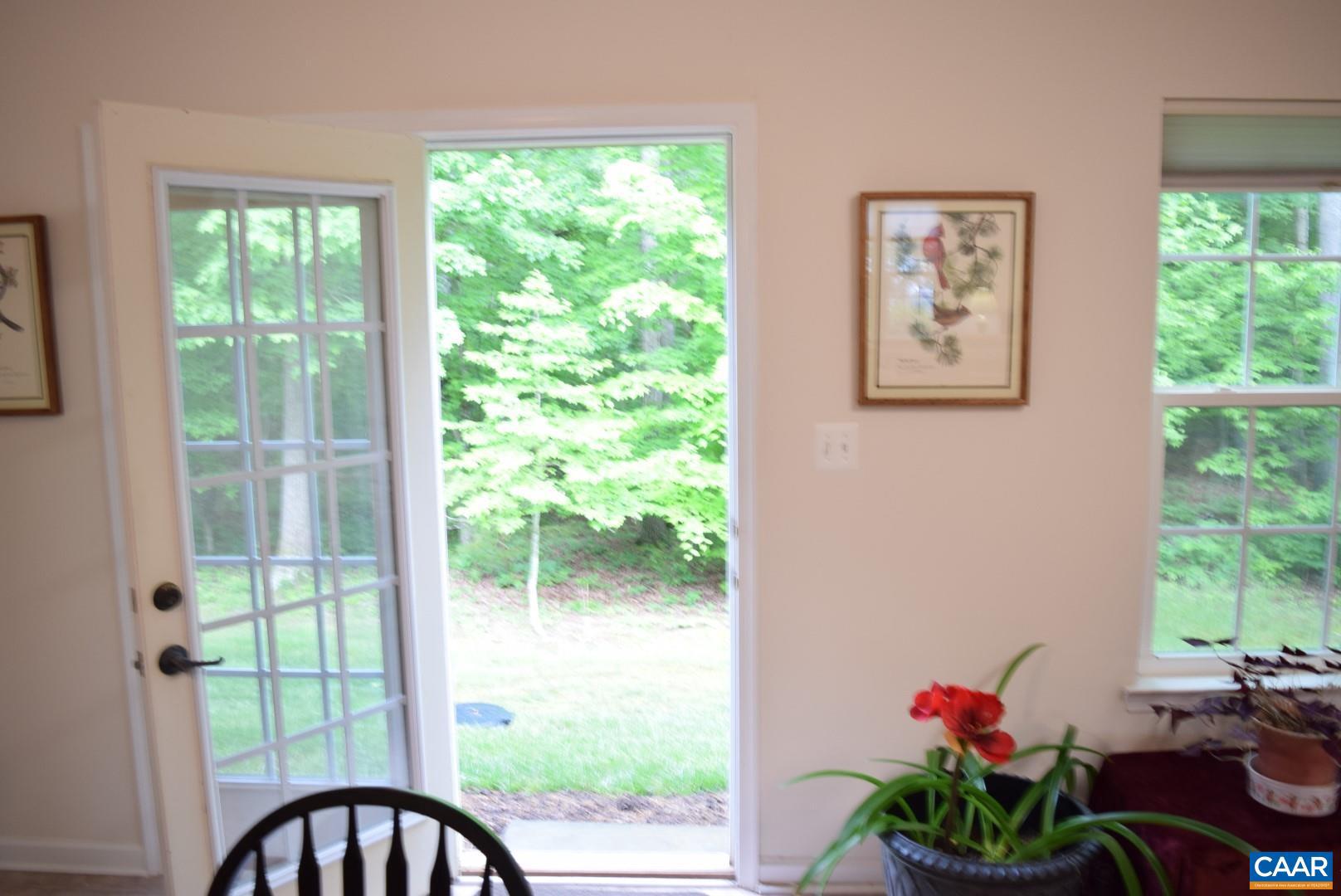 SYCAMORE SQUARE - Residential