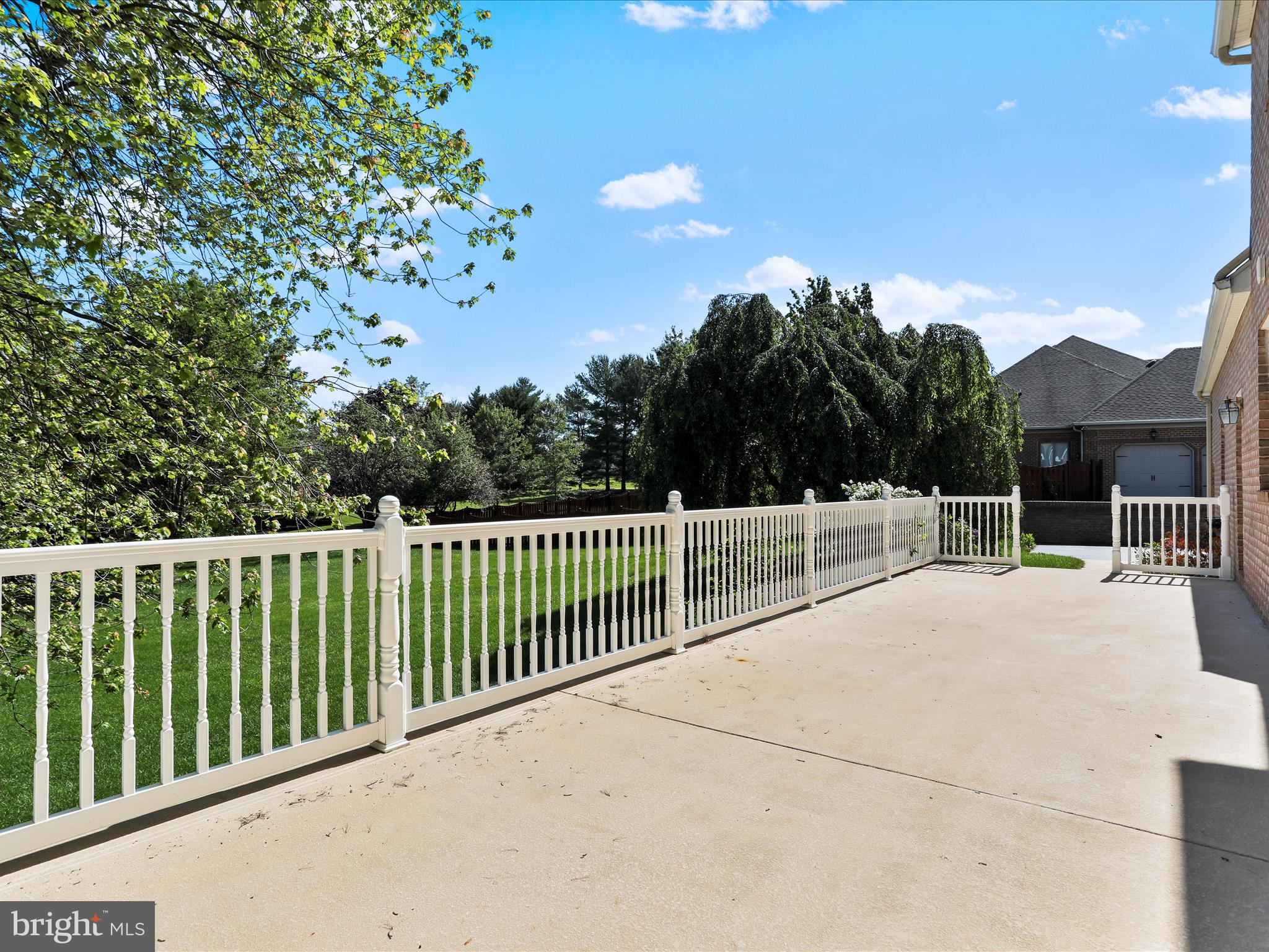 BLACK ROCK ESTATES - Residential