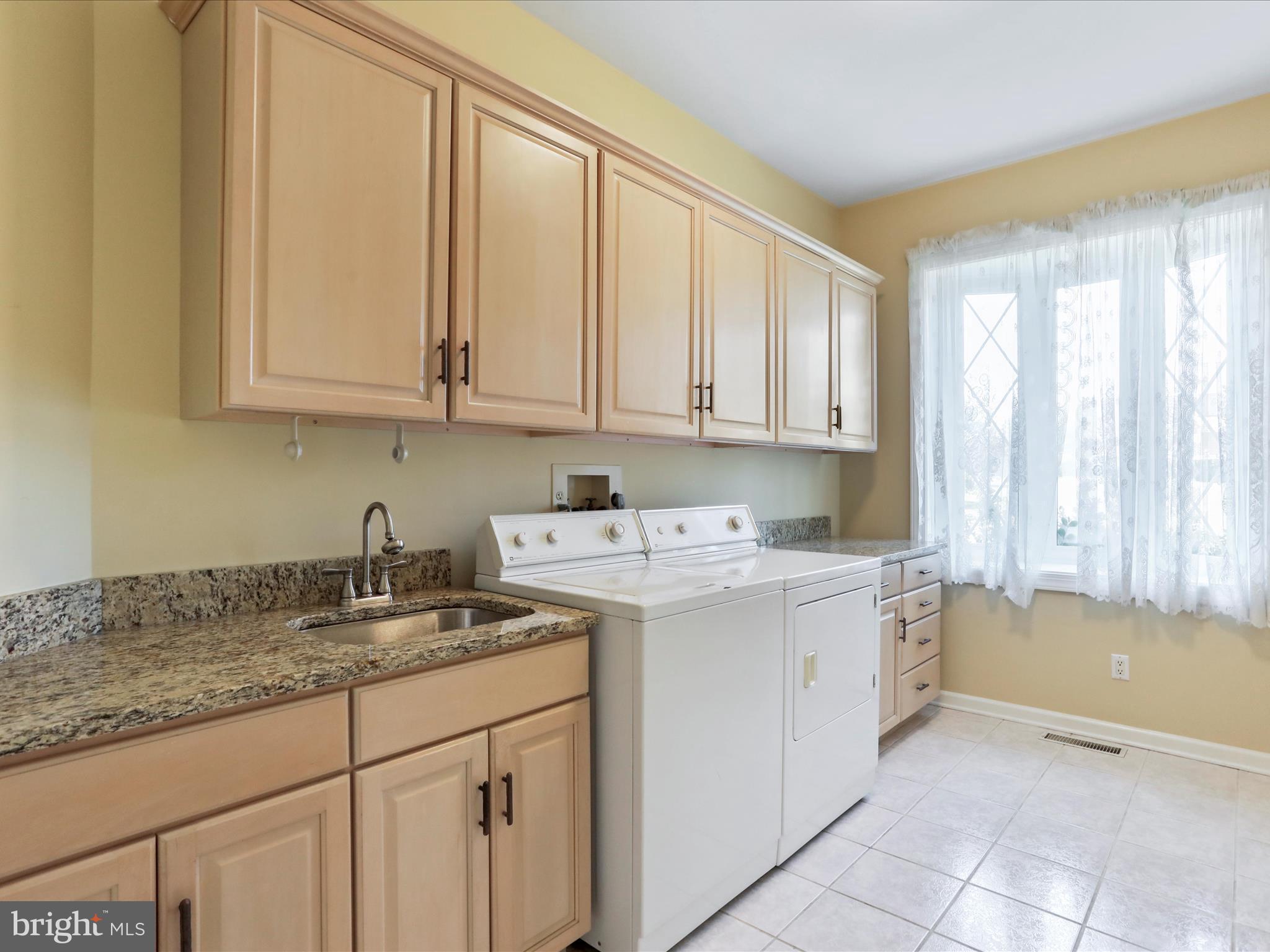 BLACK ROCK ESTATES - Residential