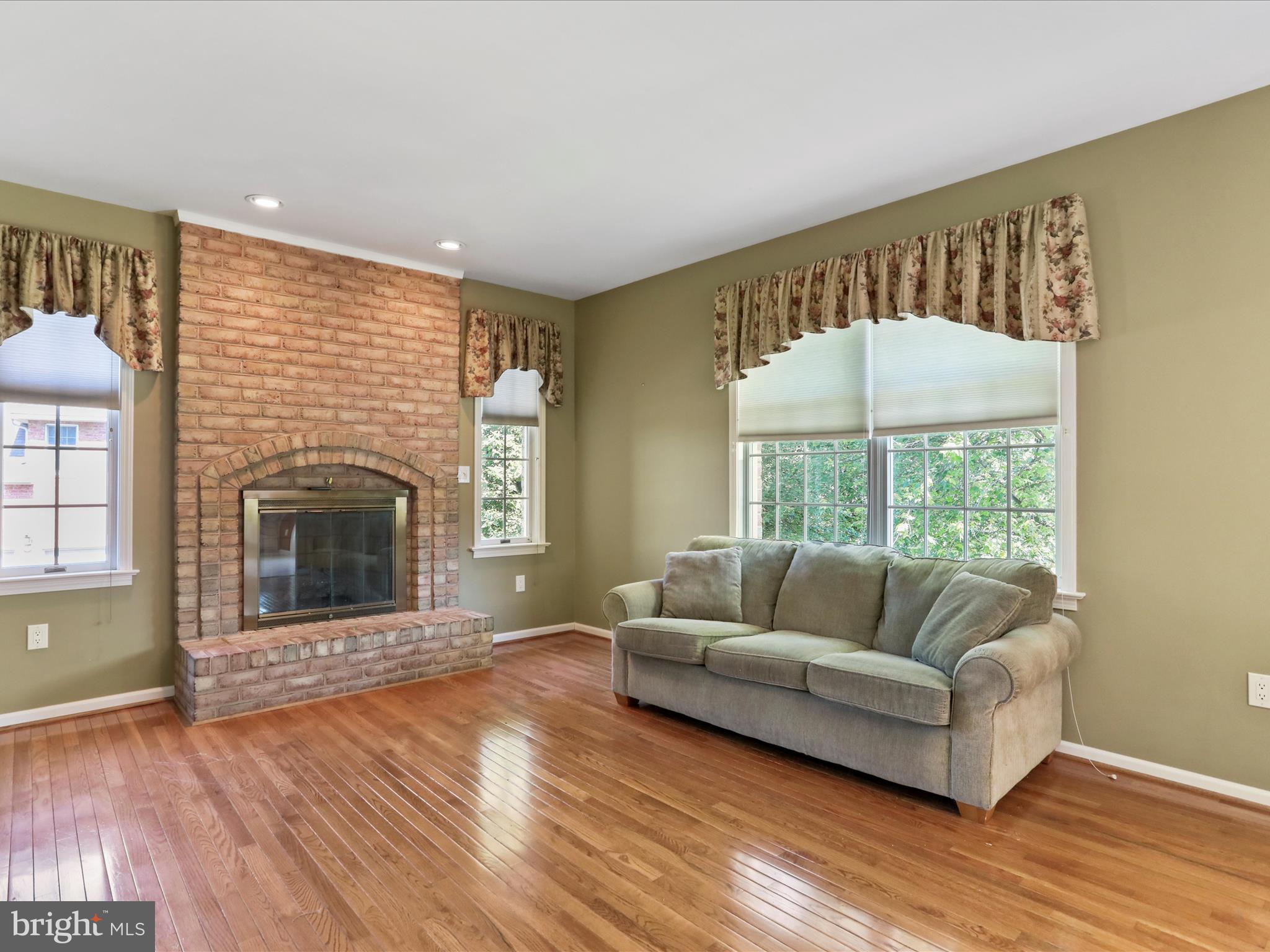 BLACK ROCK ESTATES - Residential