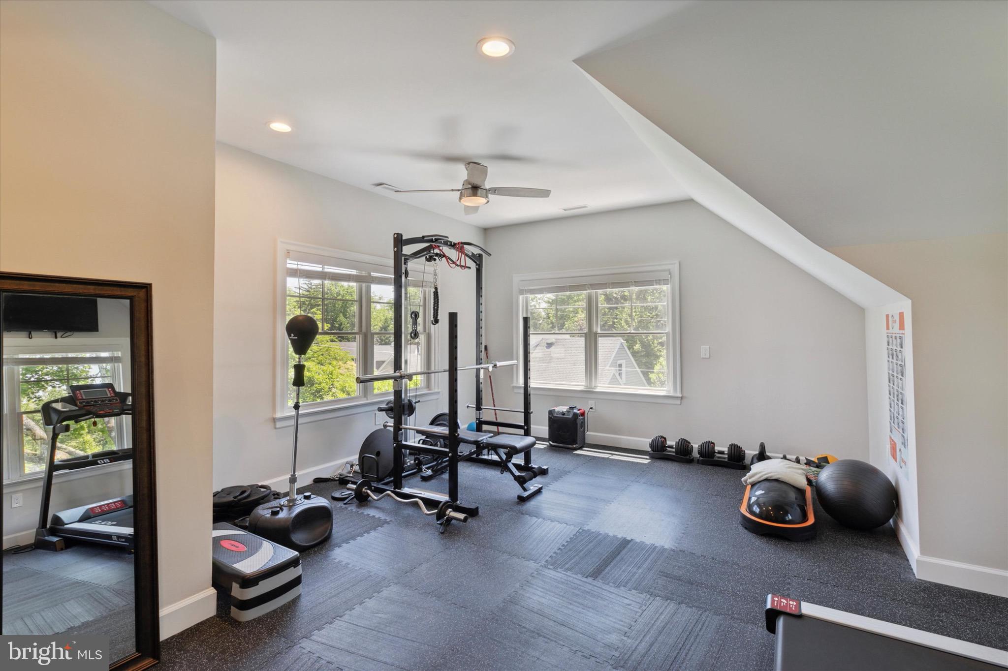 DEEPDALE - Residential