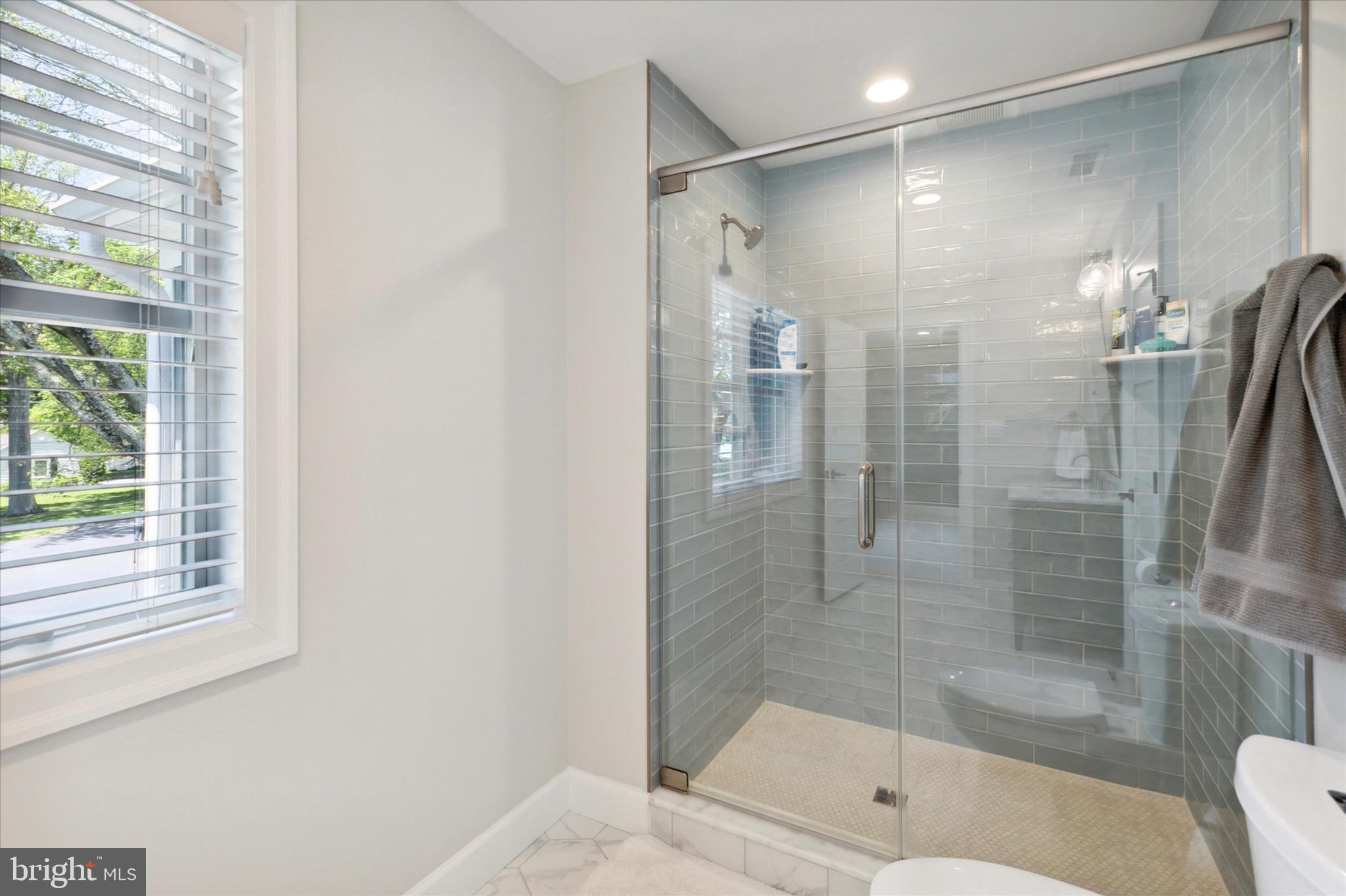 DEEPDALE - Residential