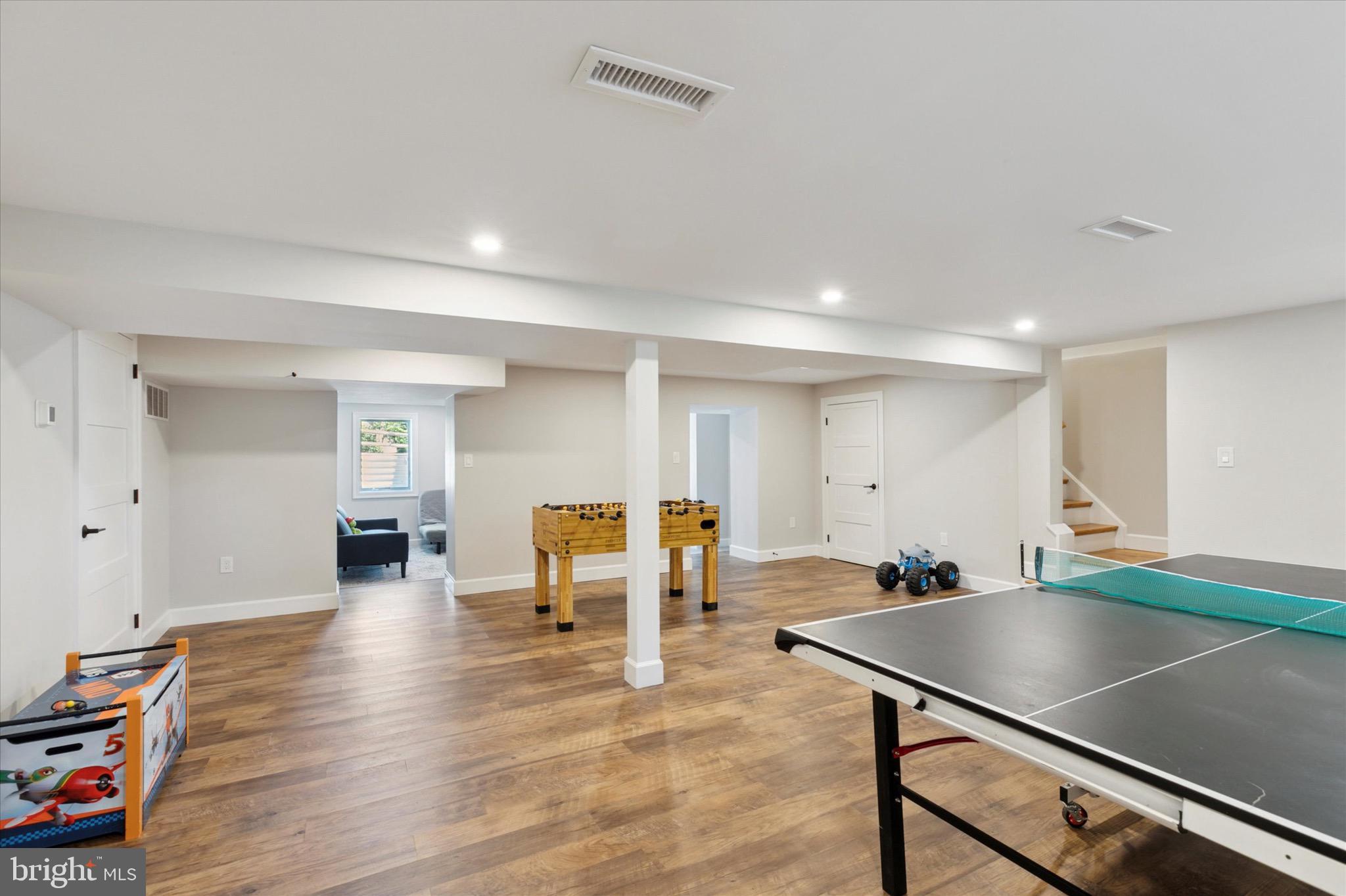 DEEPDALE - Residential