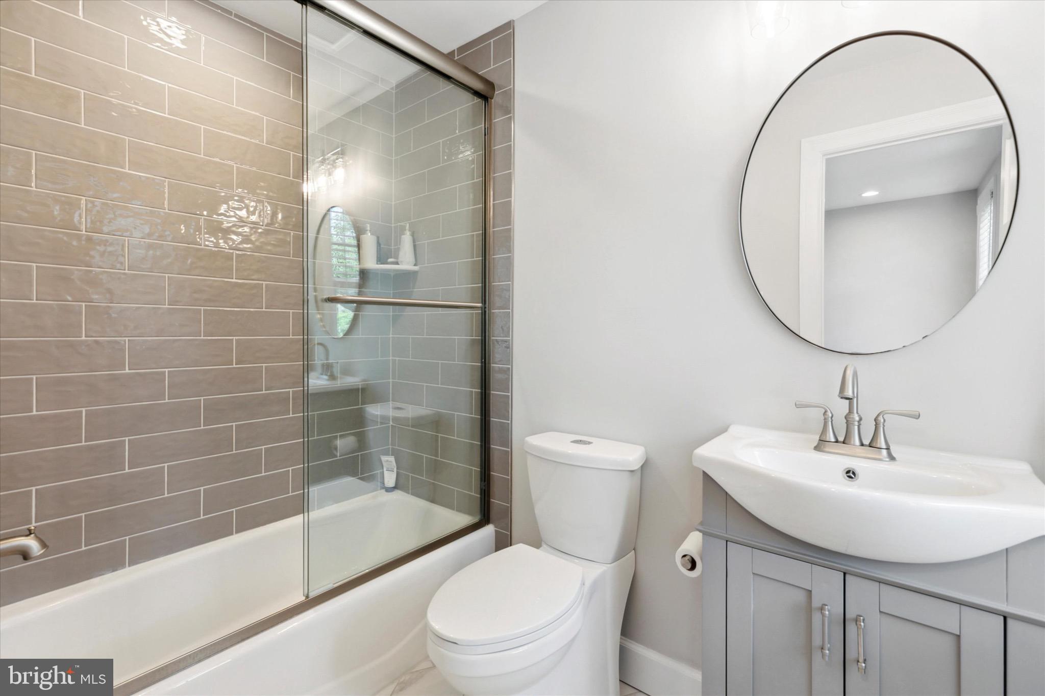 DEEPDALE - Residential