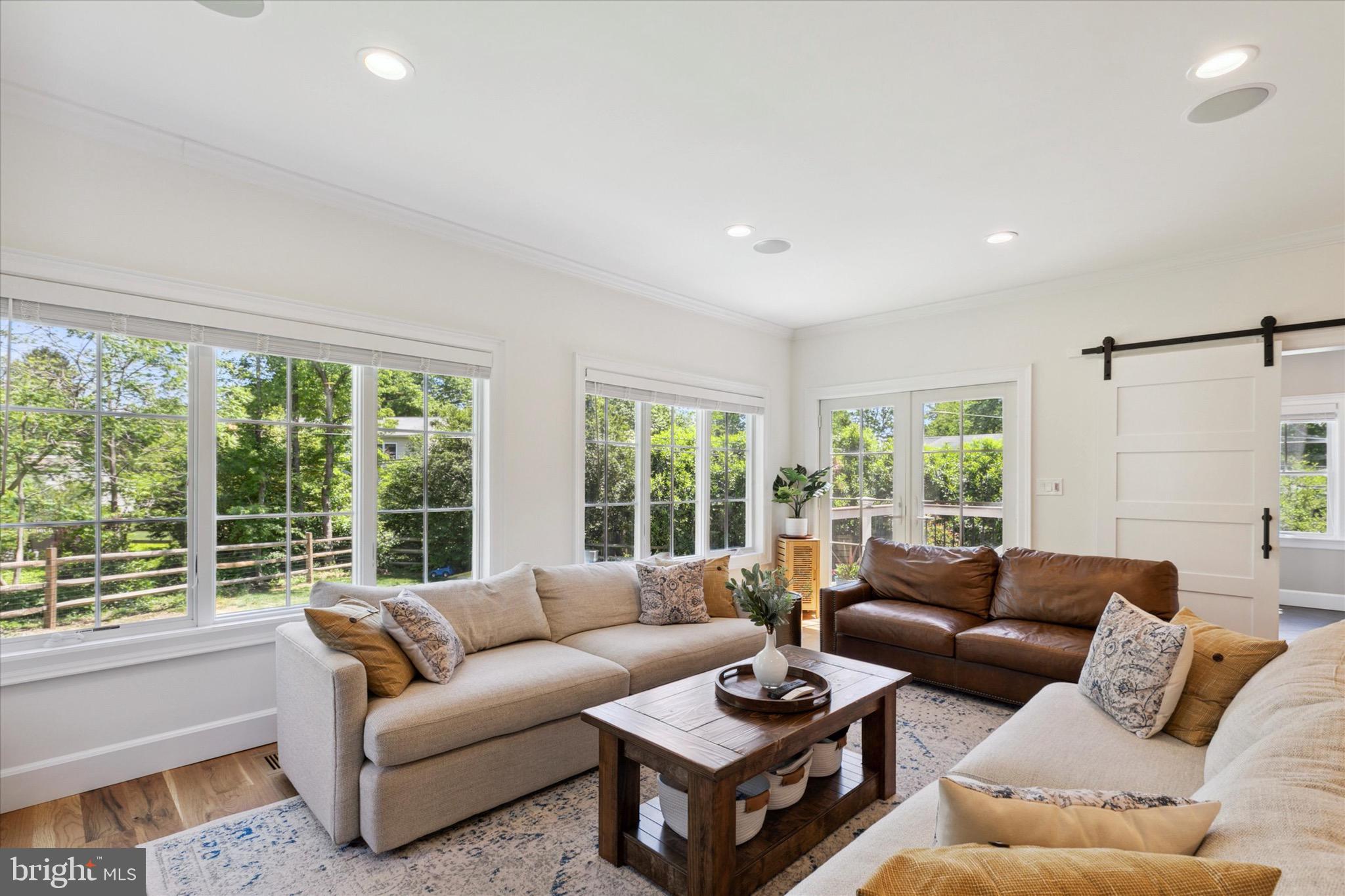 DEEPDALE - Residential