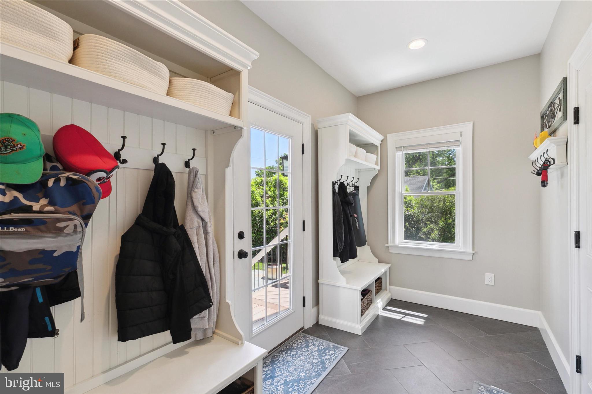 DEEPDALE - Residential