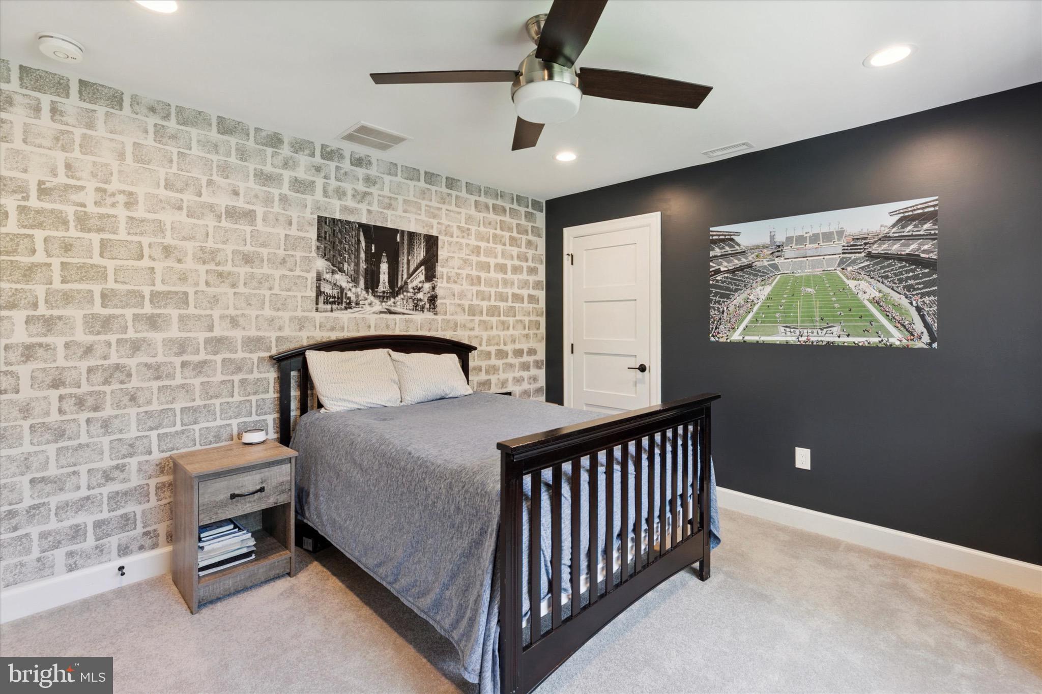 DEEPDALE - Residential