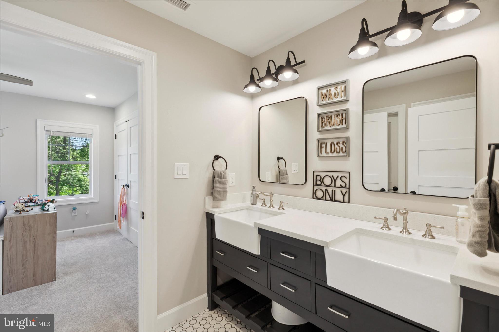 DEEPDALE - Residential