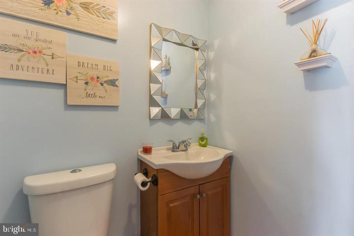 SHANNON SQUARE - Residential