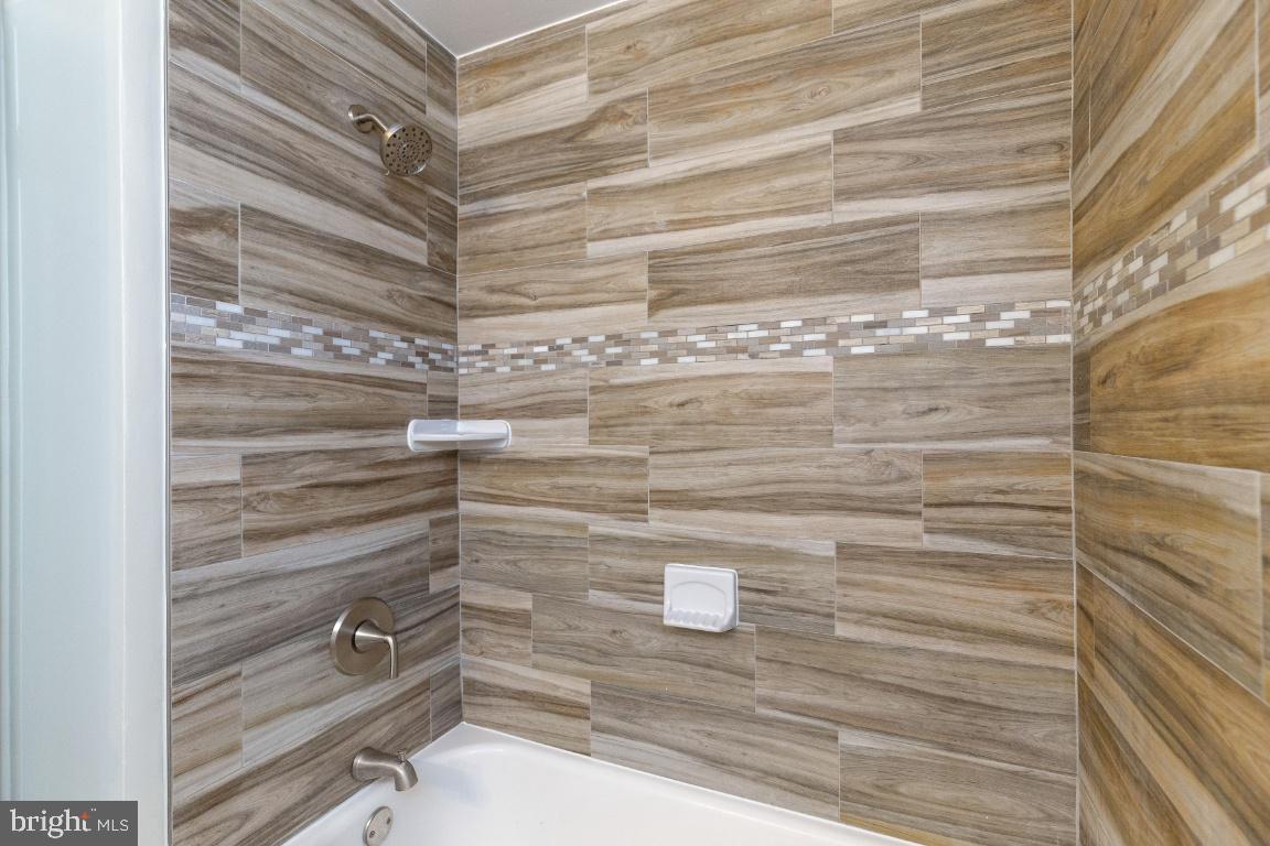 BURKE CENTRE - Residential