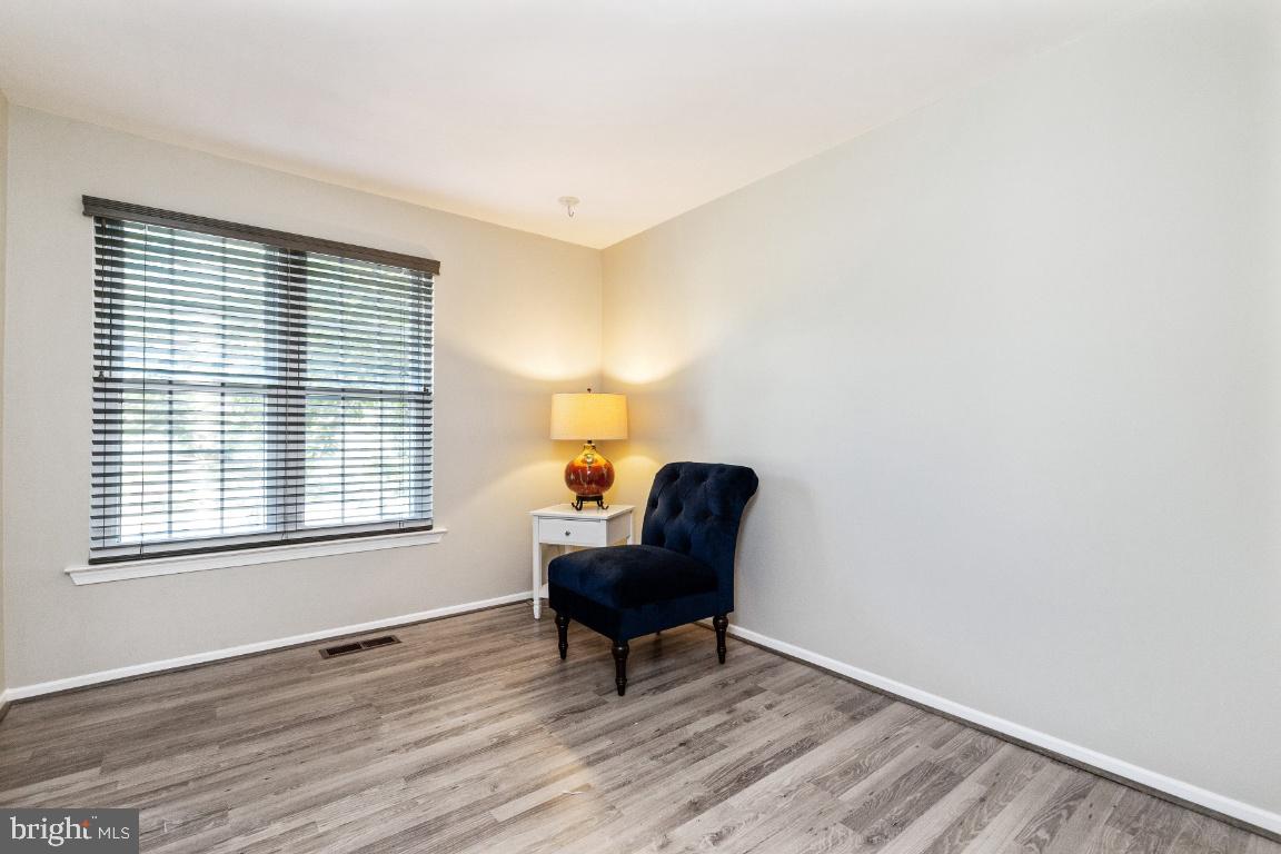 BURKE CENTRE - Residential