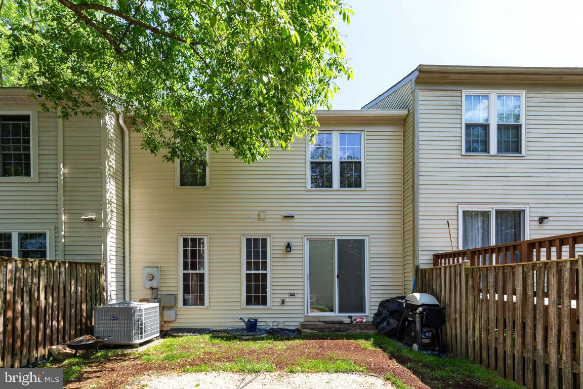 BURKE CENTRE - Residential