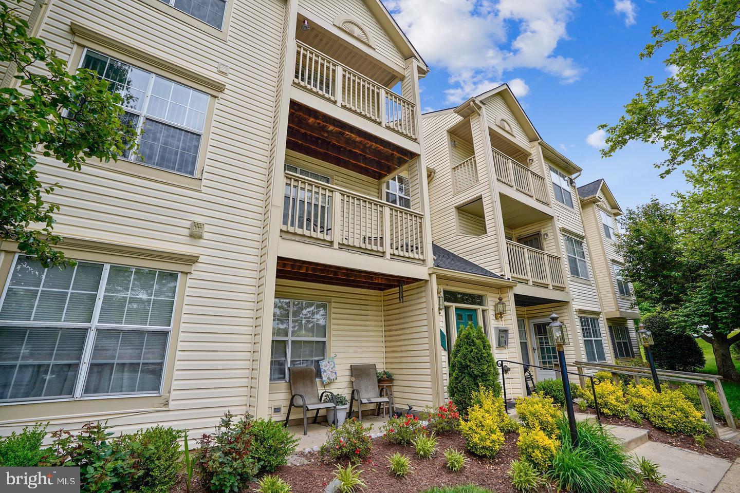 11002 KOMAN CIRCLE 301