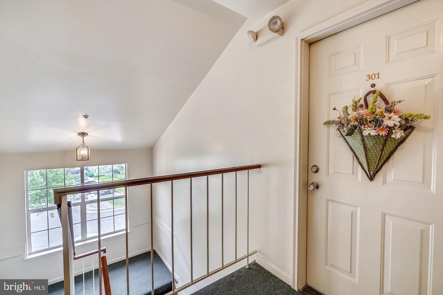 11002 KOMAN CIRCLE 301