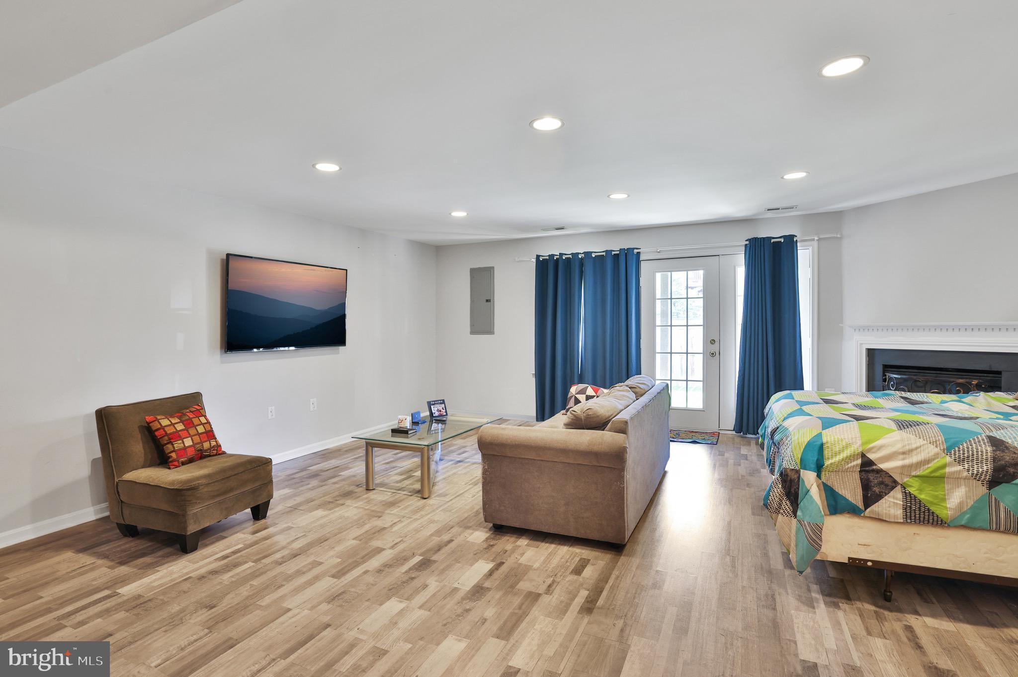 TAVISTOCK FARMS - Residential