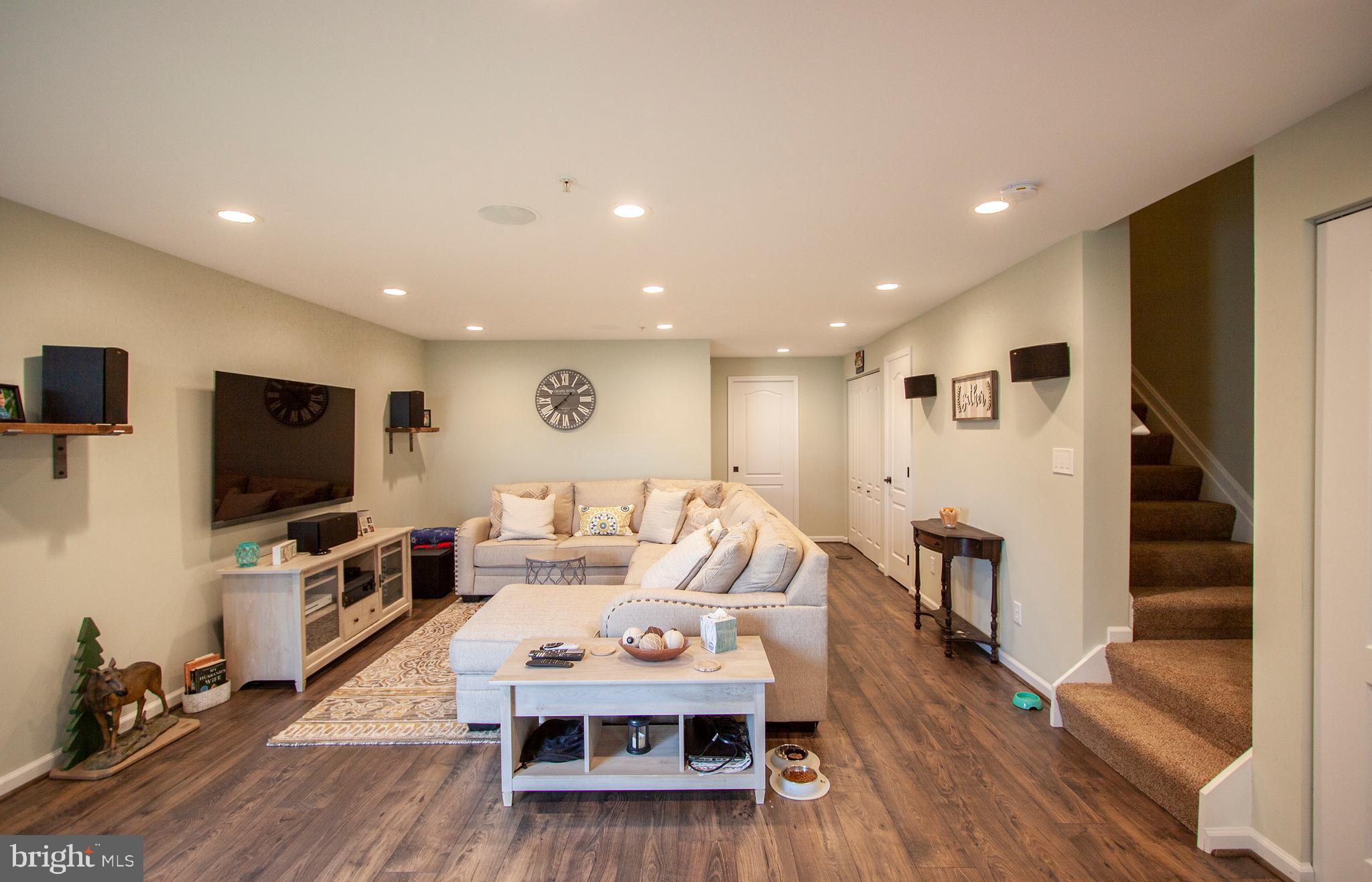 MONMOUTH MEADOWS - Residential