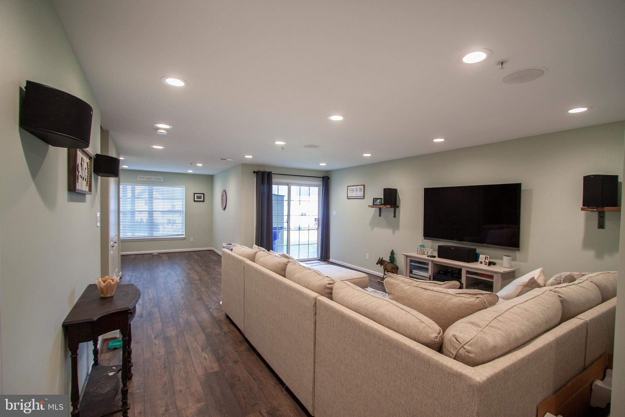 MONMOUTH MEADOWS - Residential