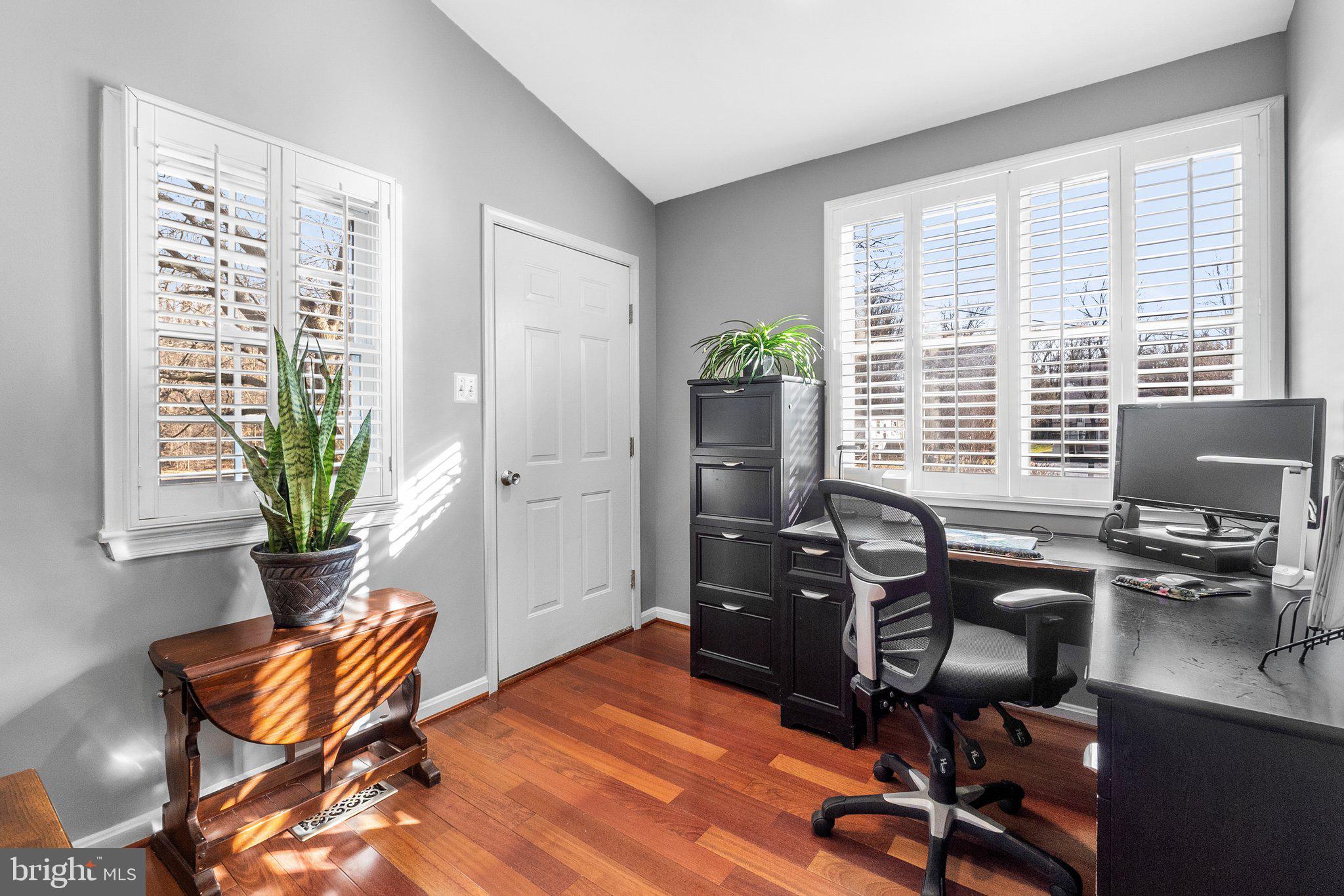 HAMILTON - Residential