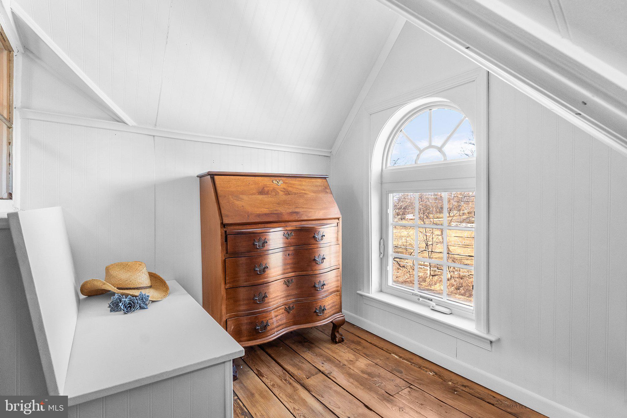 HAMILTON - Residential