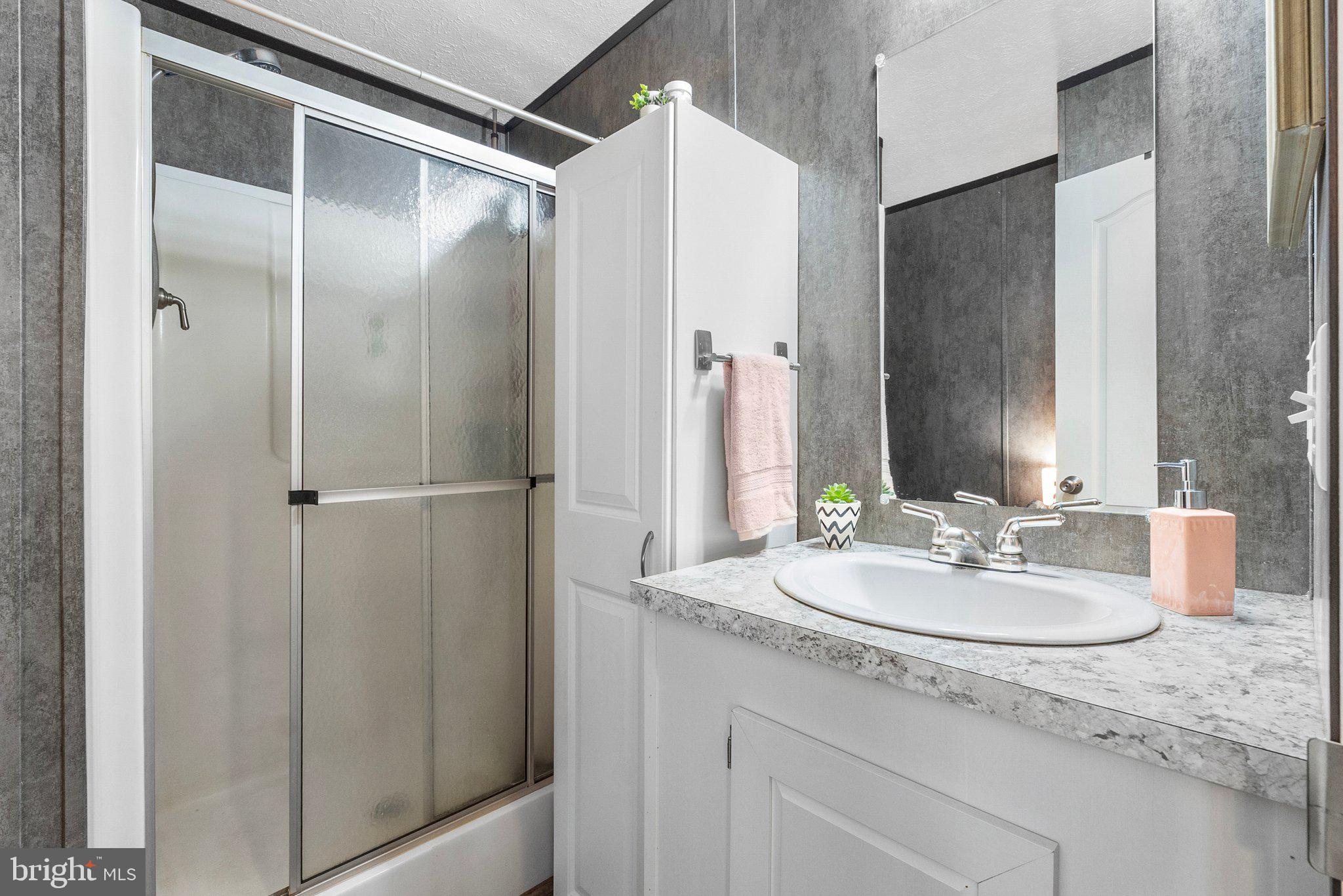 HAMILTON - Residential