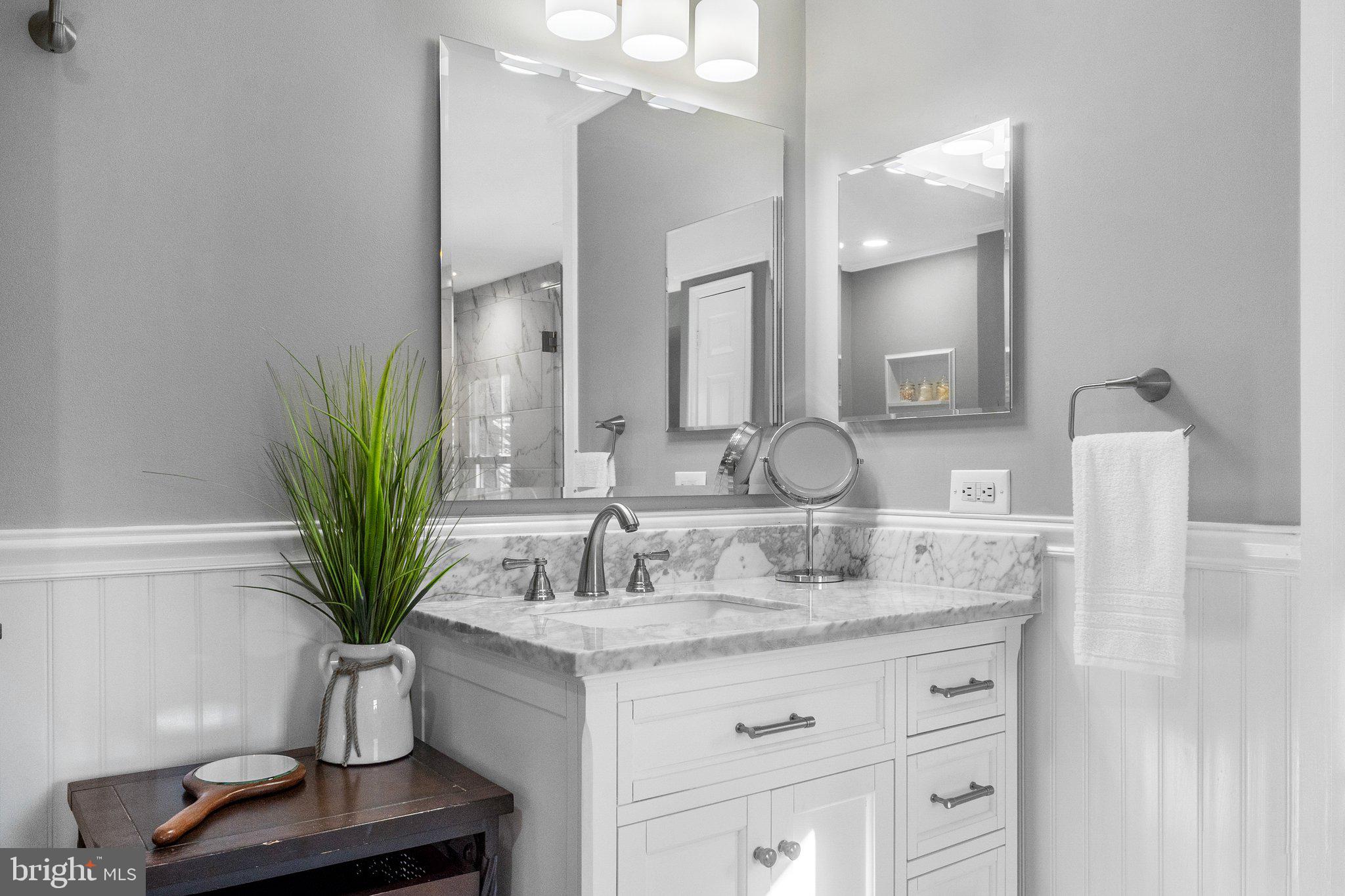 HAMILTON - Residential