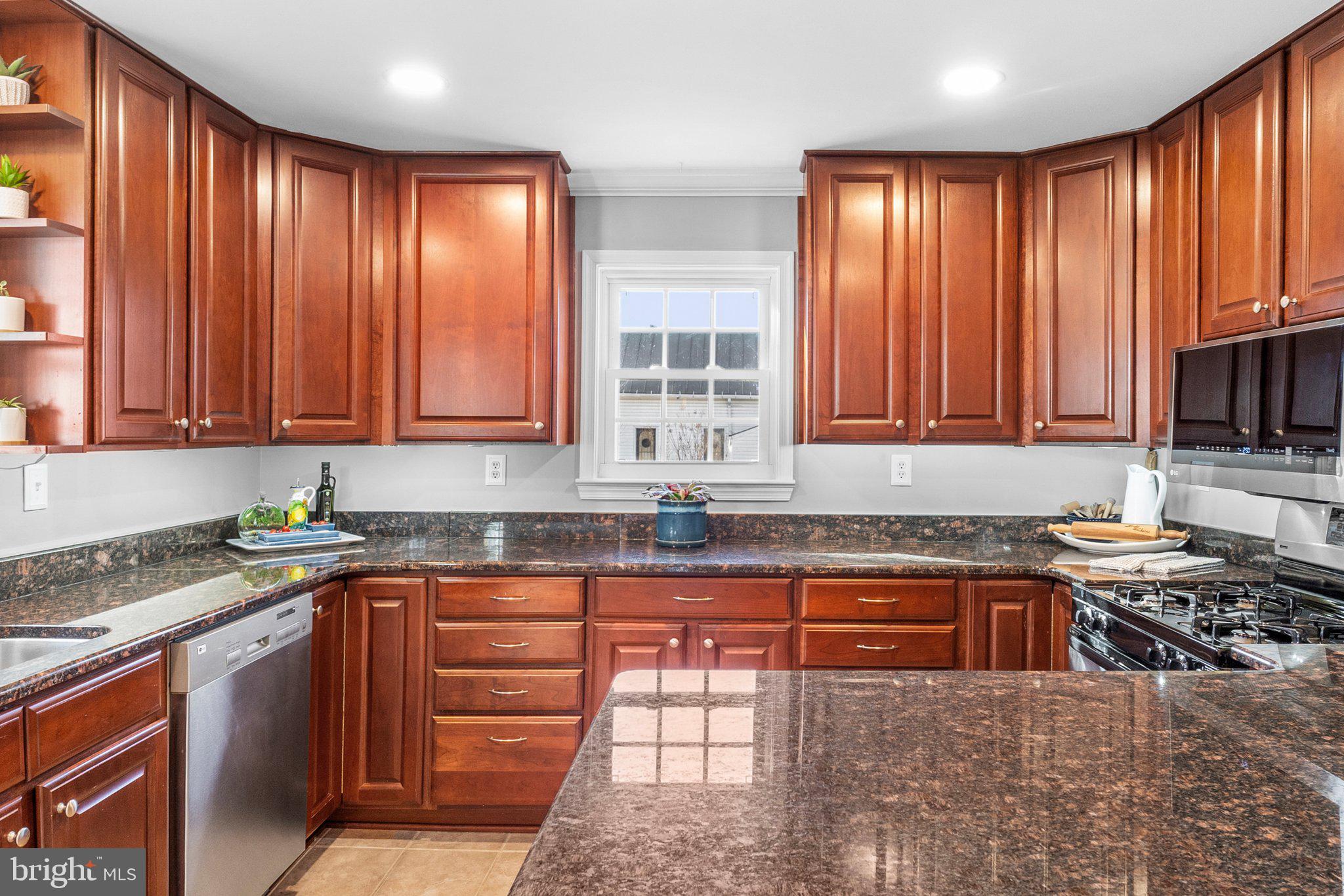 HAMILTON - Residential