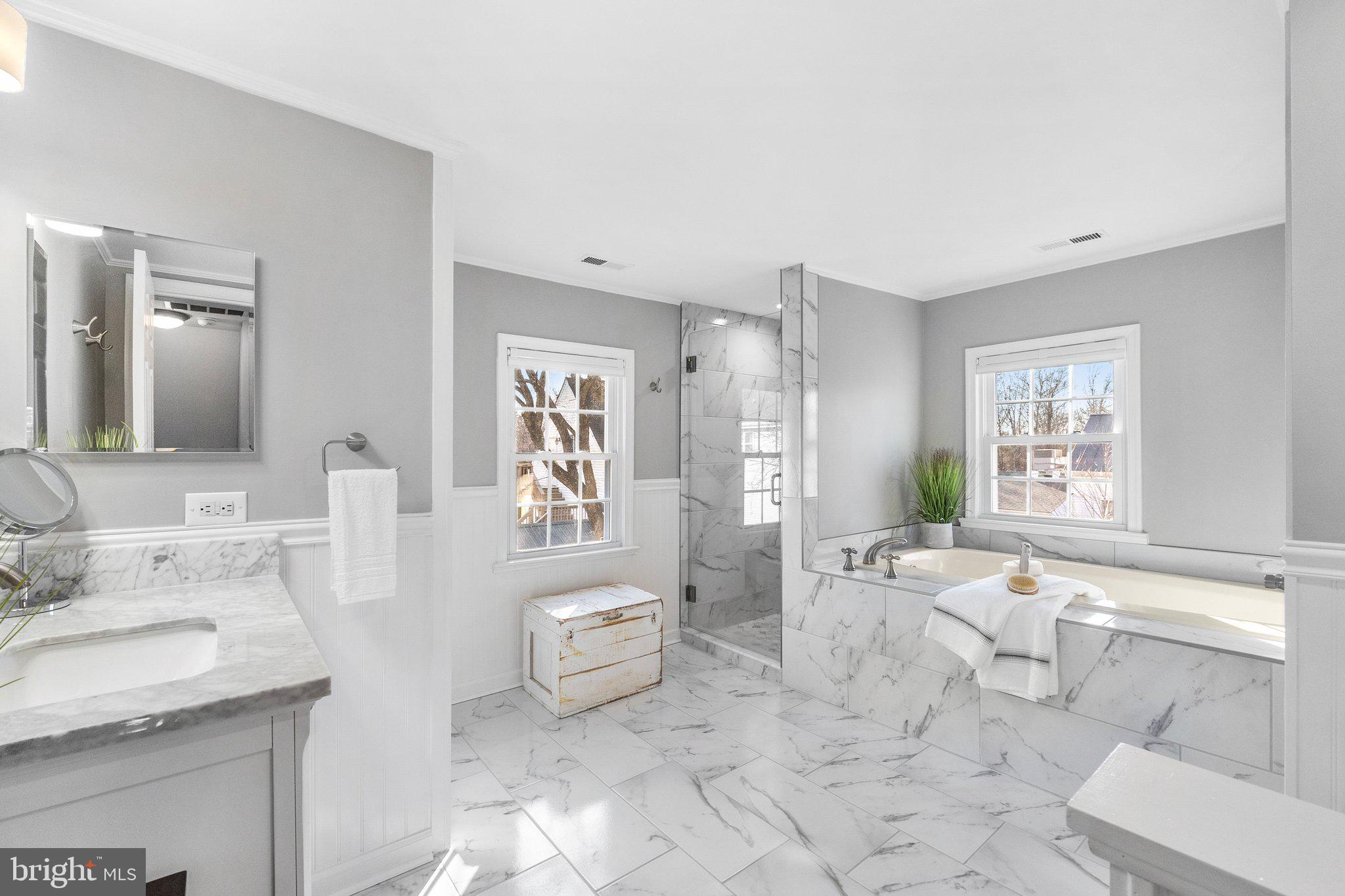 HAMILTON - Residential