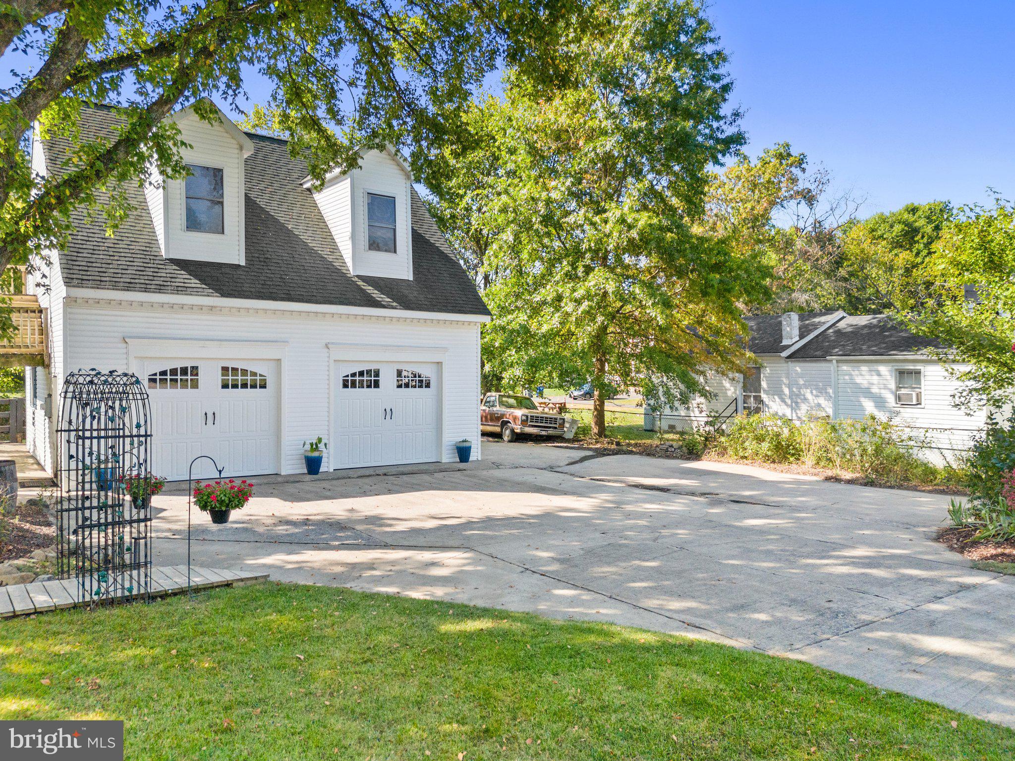 HAMILTON - Residential