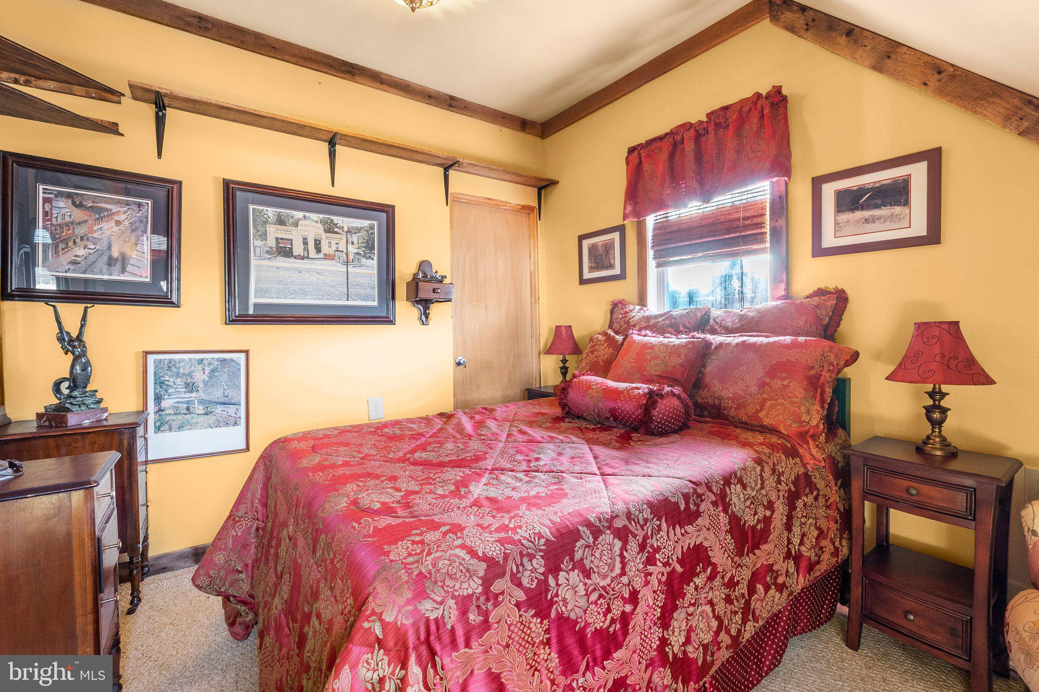 HAMILTON - Residential