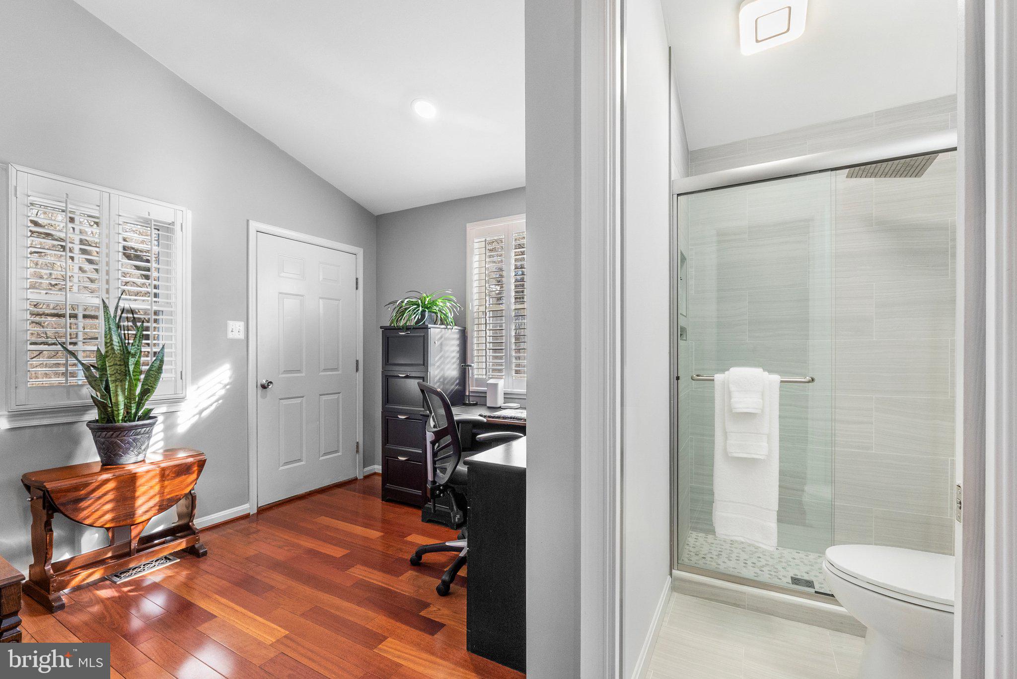 HAMILTON - Residential