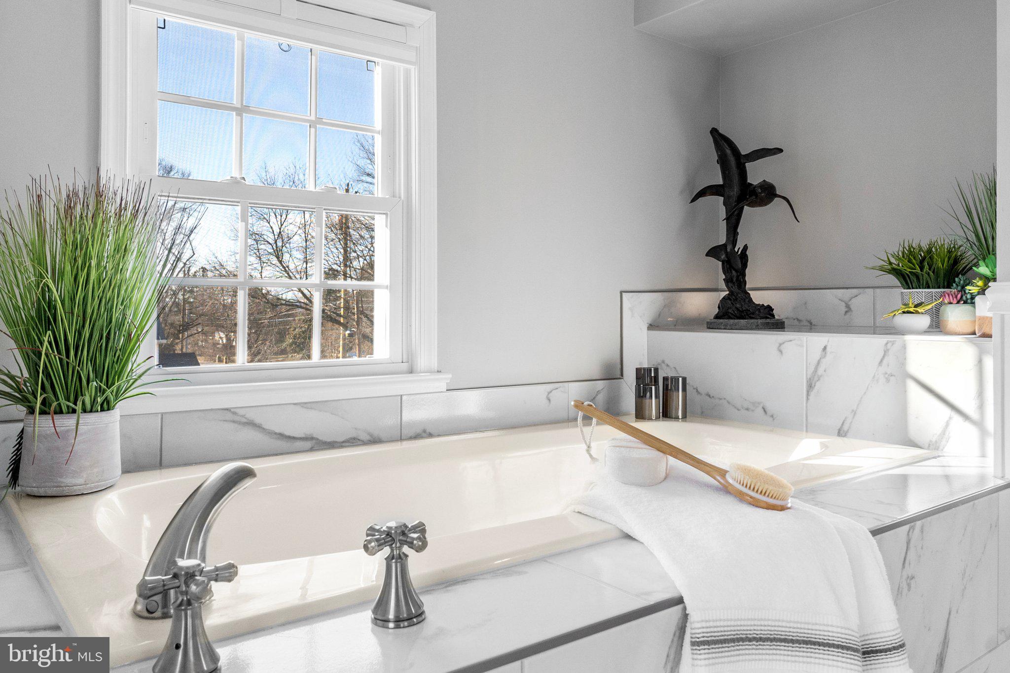 HAMILTON - Residential