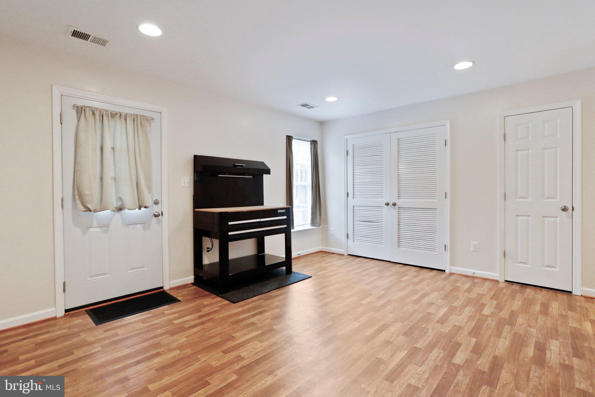 HUPPS RIDGE - Residential