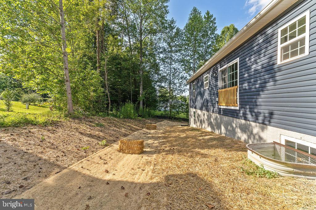 WOODLAND SHORES - Residential