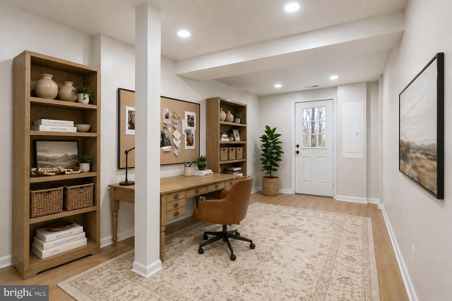 DIGGS CIRCLE - Residential