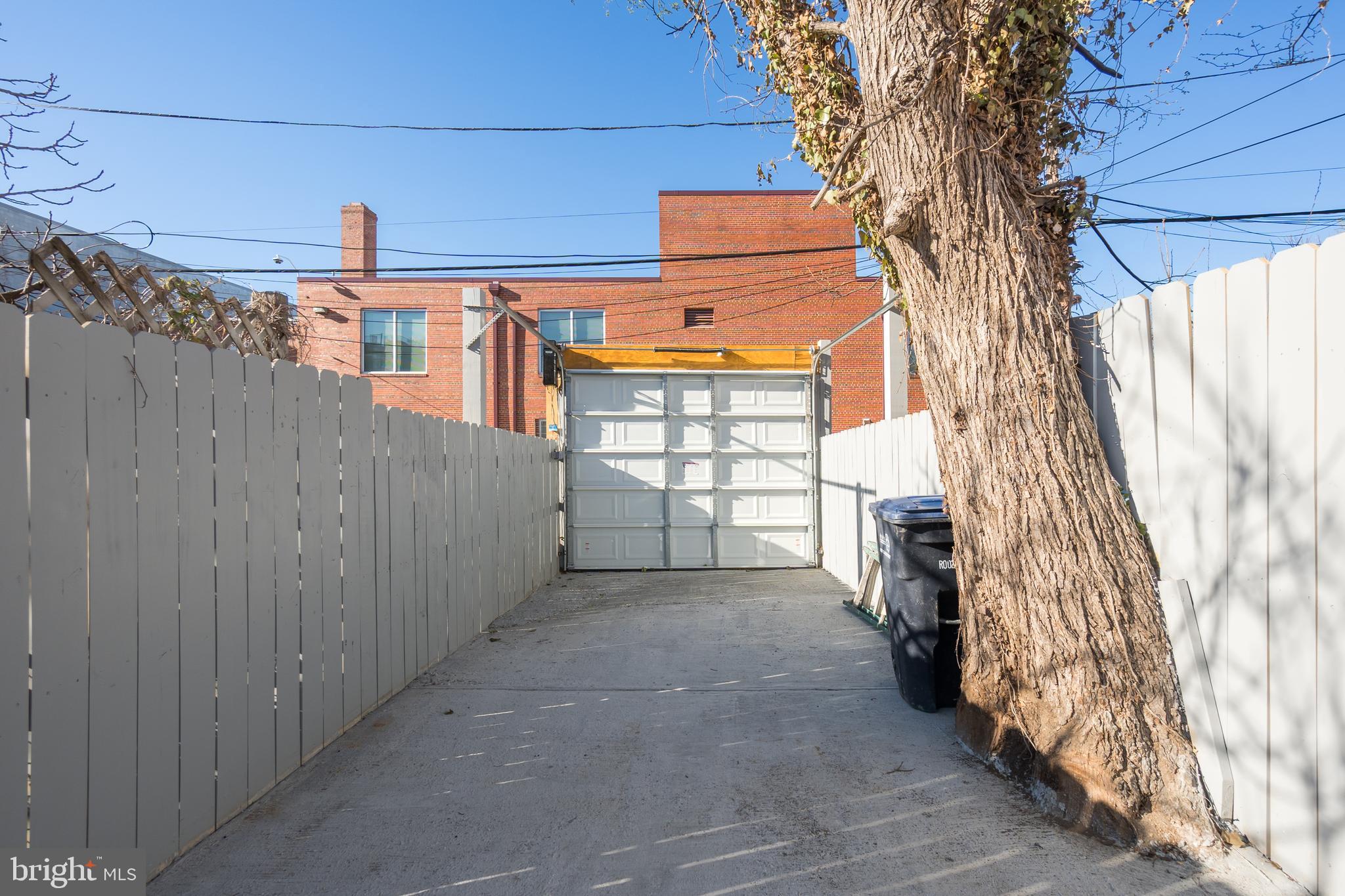 1209 SHEPHERD STREET NW