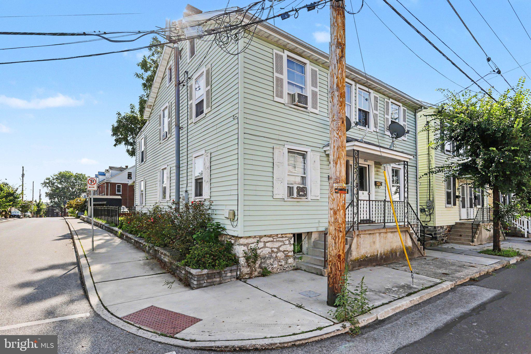 400 S WASHINGTON STREET