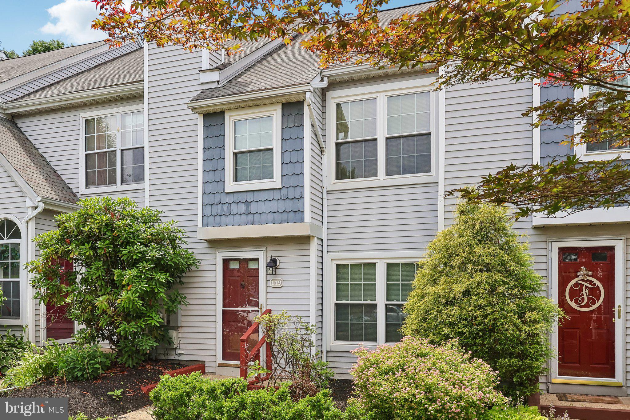 119 MACINTOSH COURT