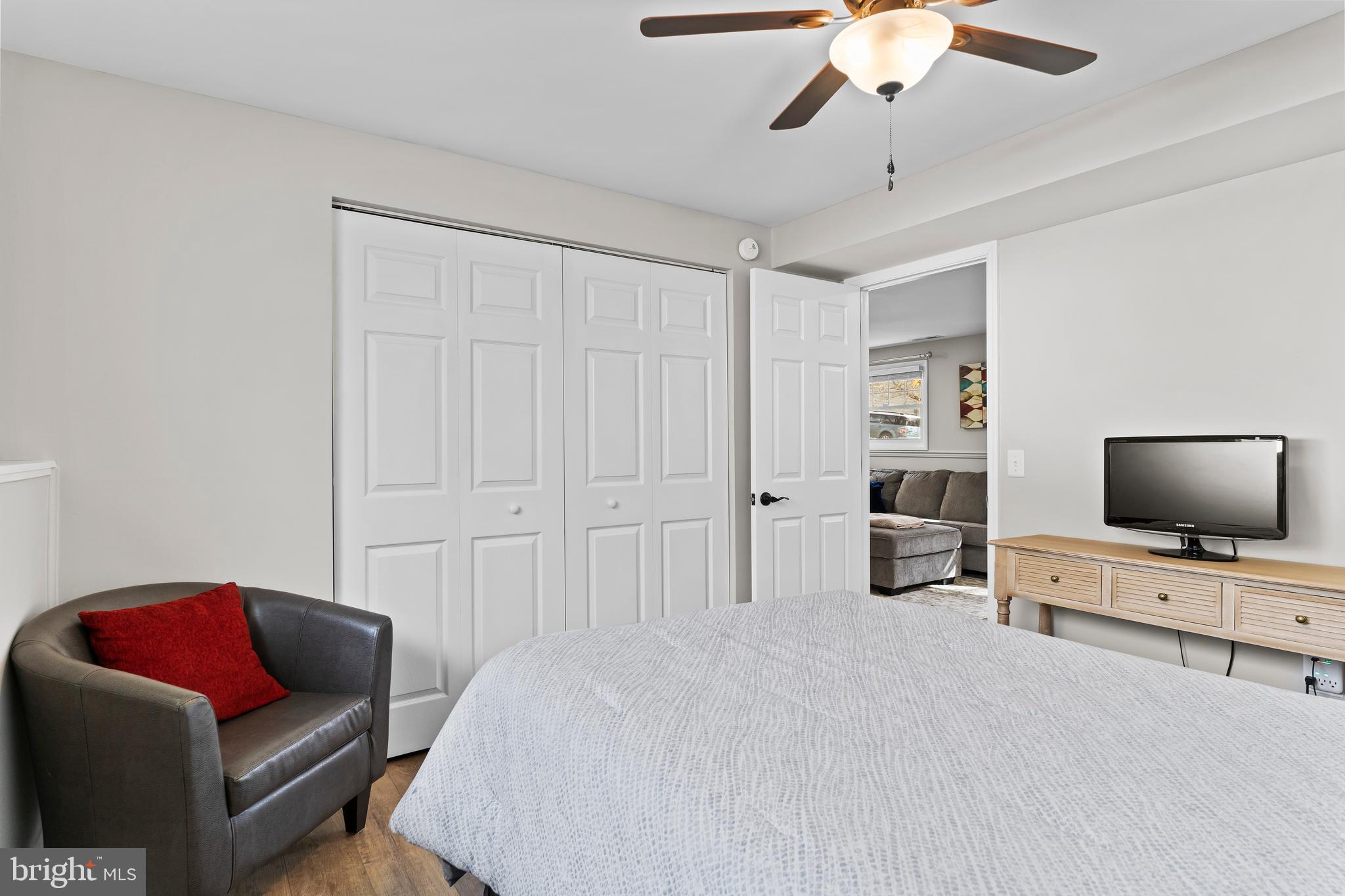 COUNTRYSIDE - Residential