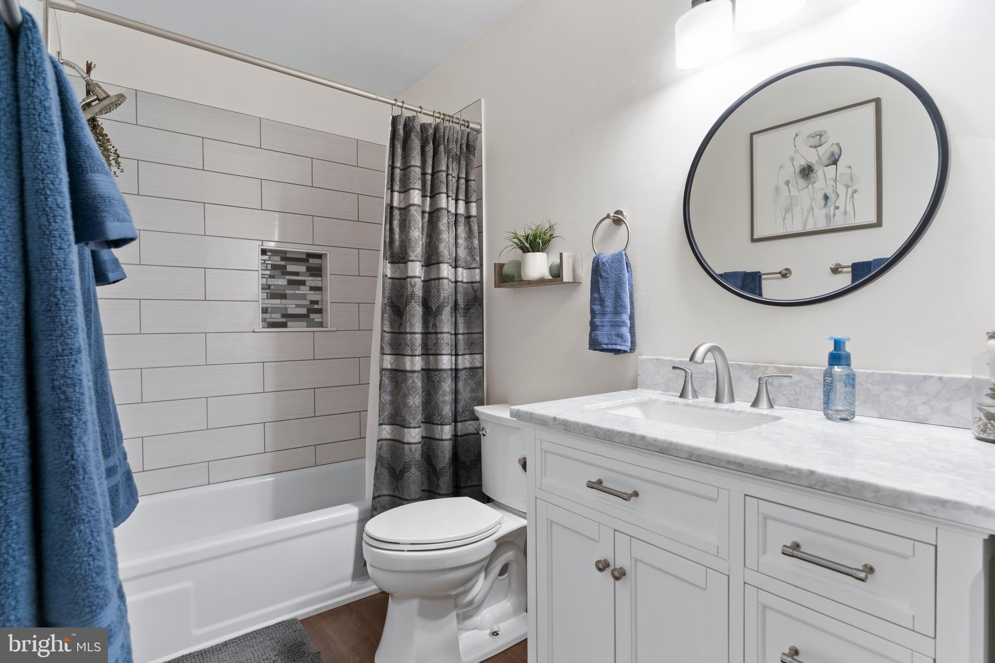 COUNTRYSIDE - Residential