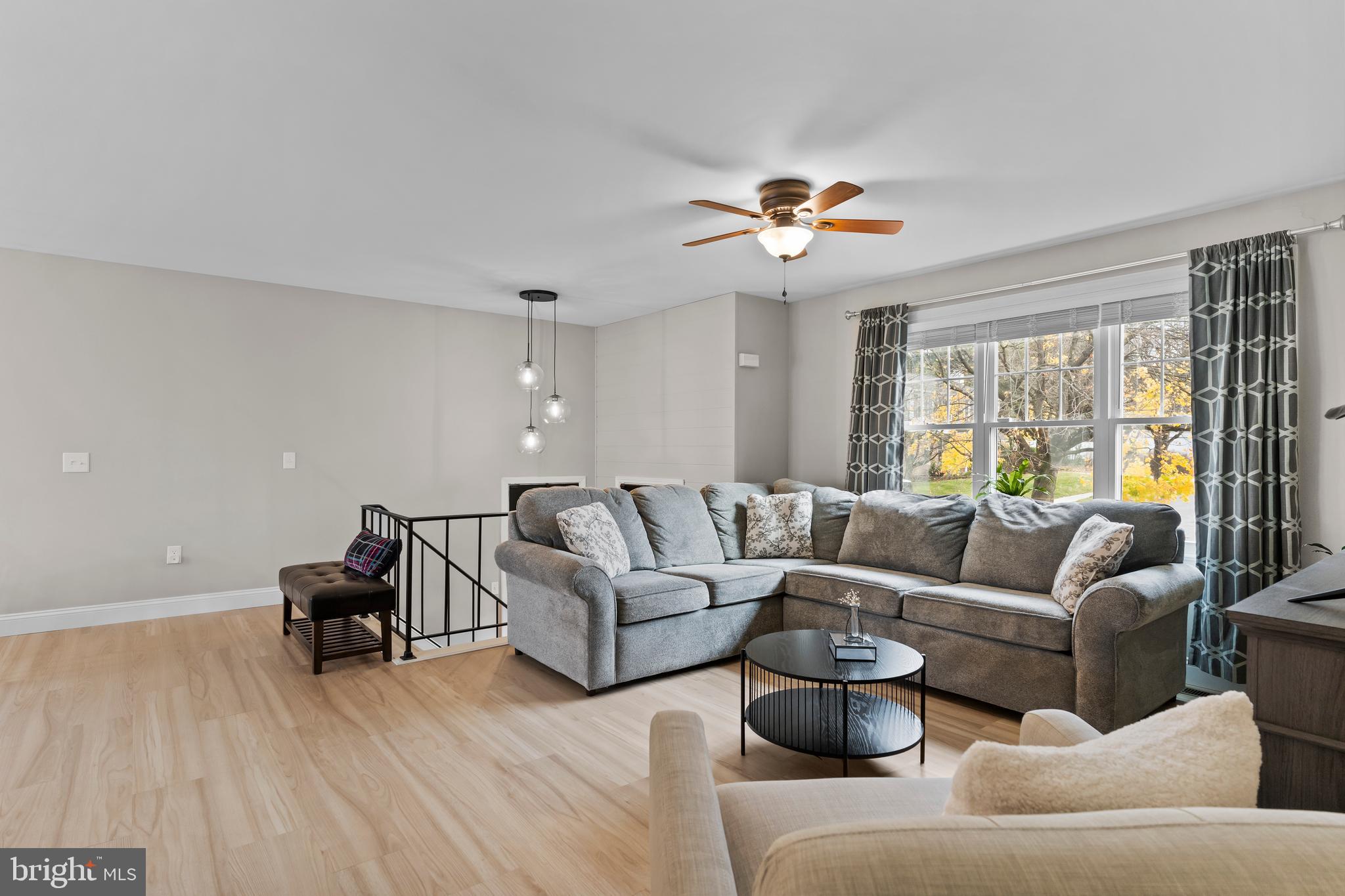 COUNTRYSIDE - Residential