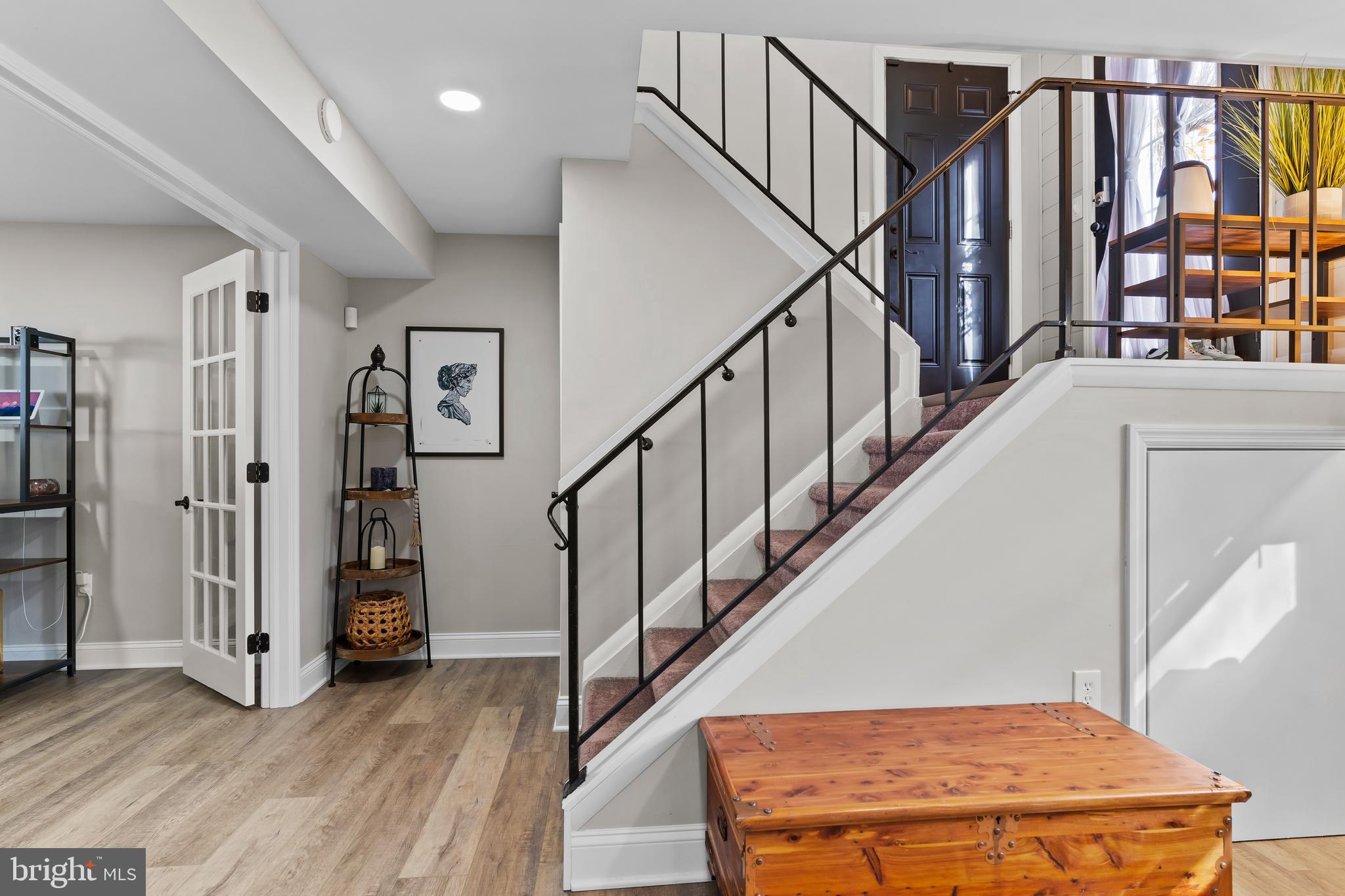 COUNTRYSIDE - Residential