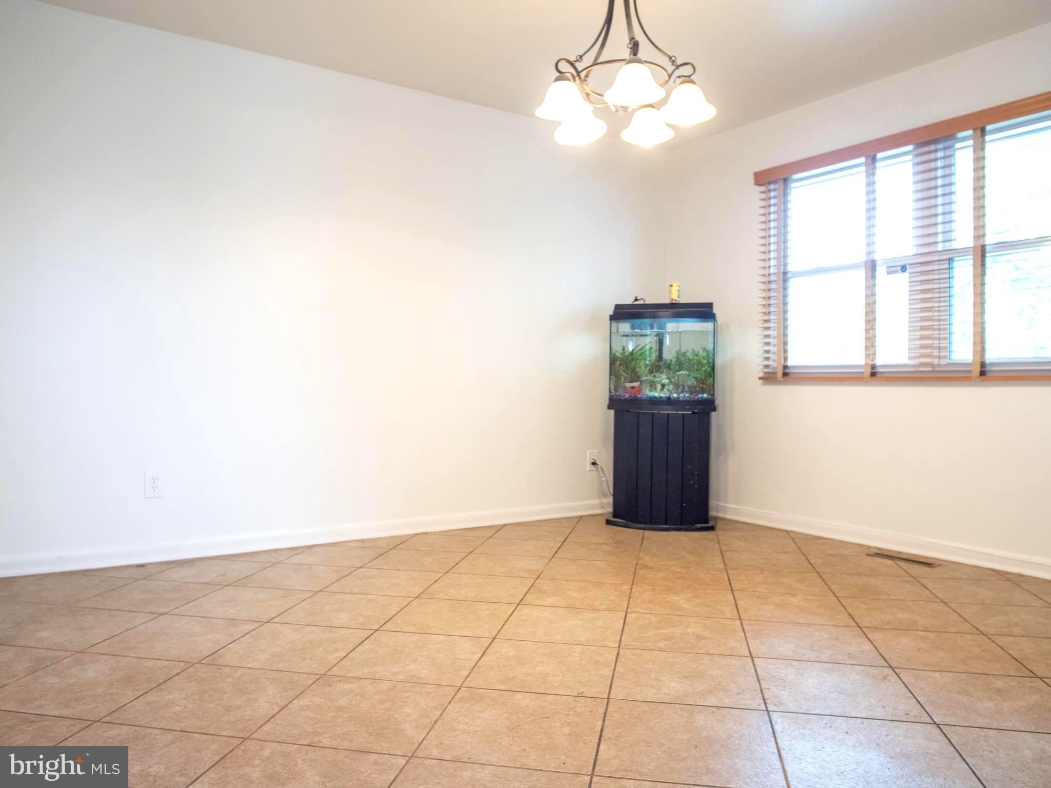 PIKESVILLE - Residential