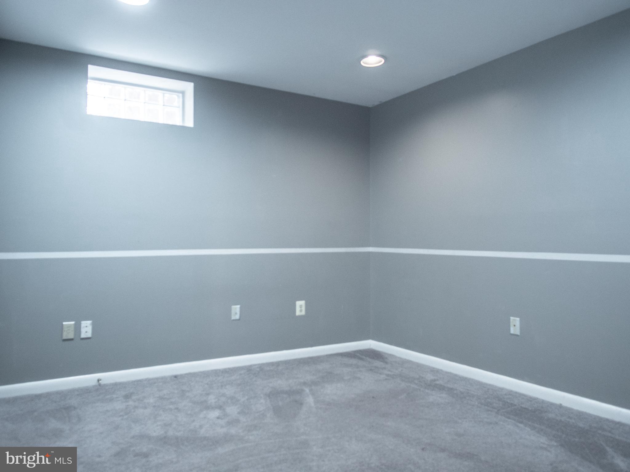 PIKESVILLE - Residential