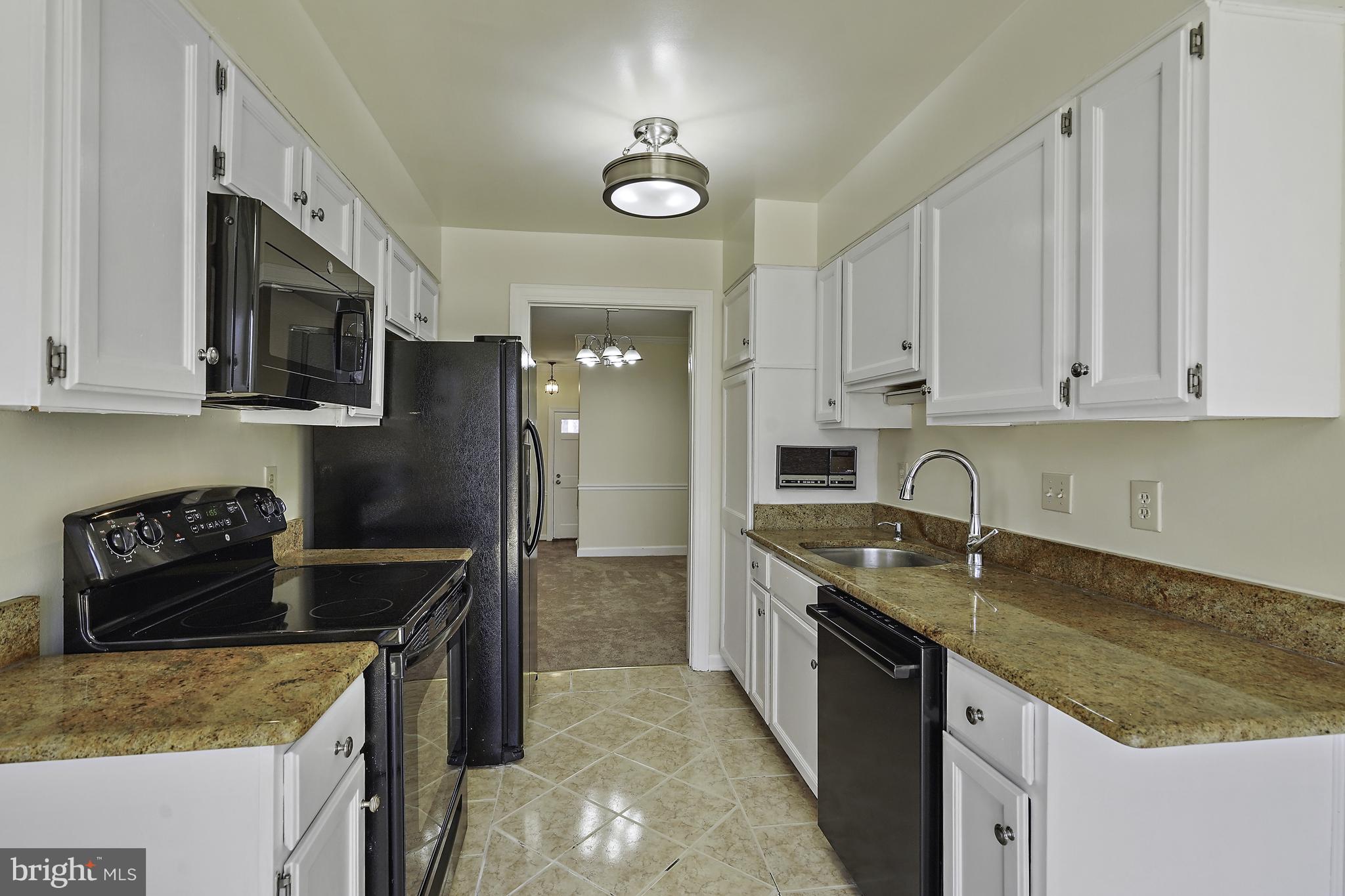 WOODSTONE - Residential Lease