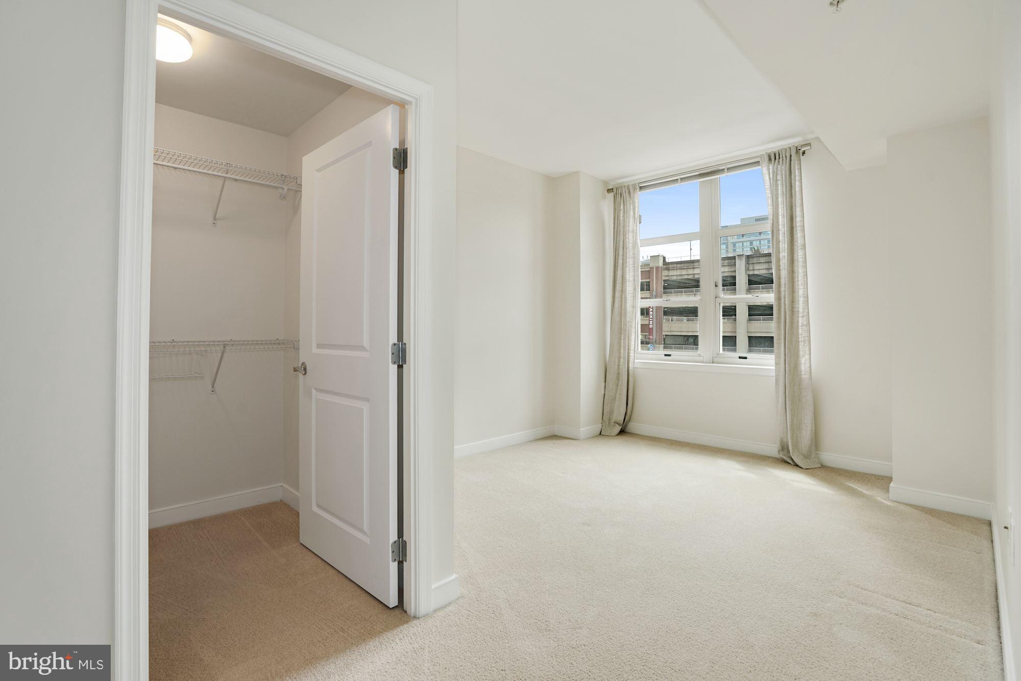 NATIONAL HARBOR - Residential Lease