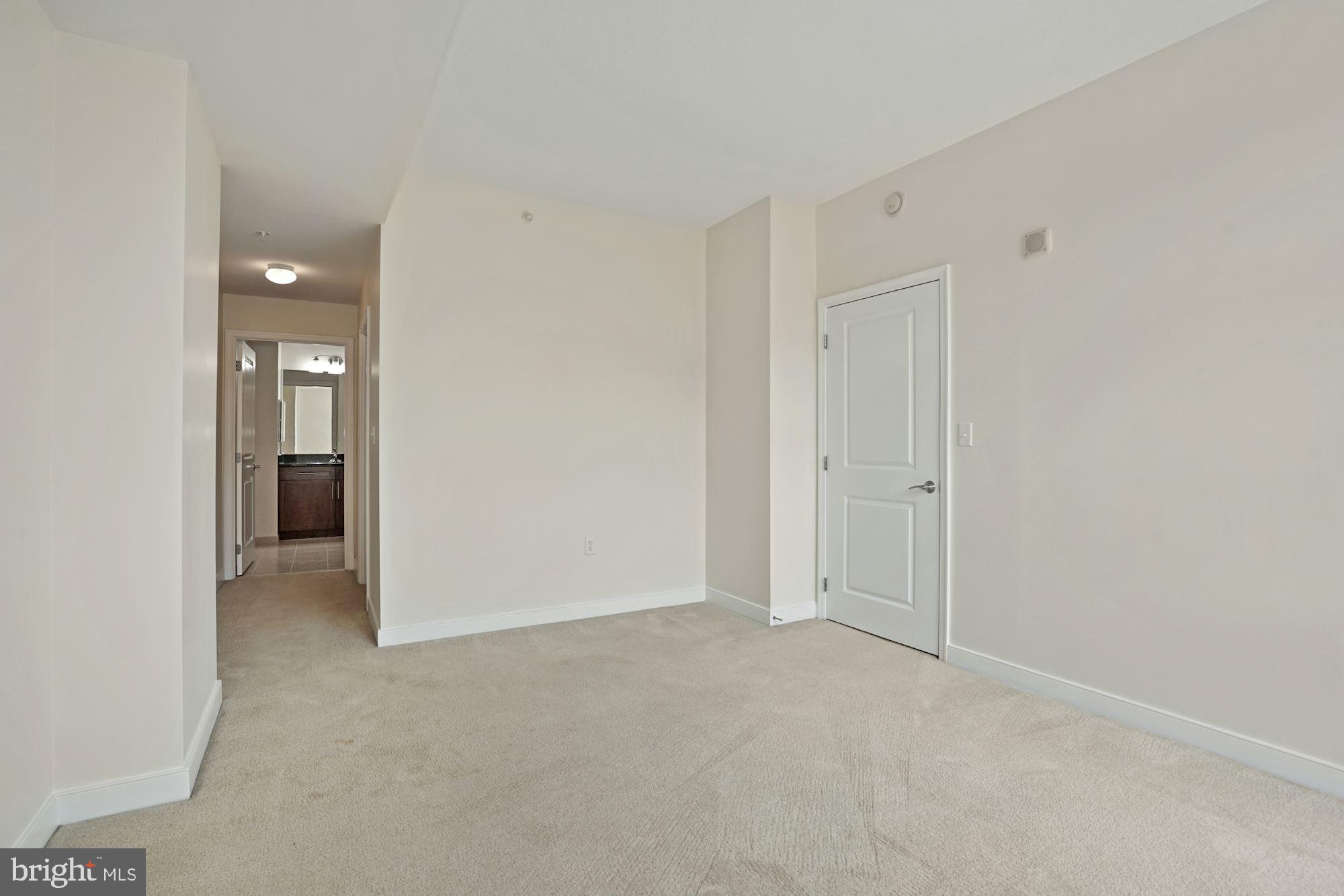 NATIONAL HARBOR - Residential Lease